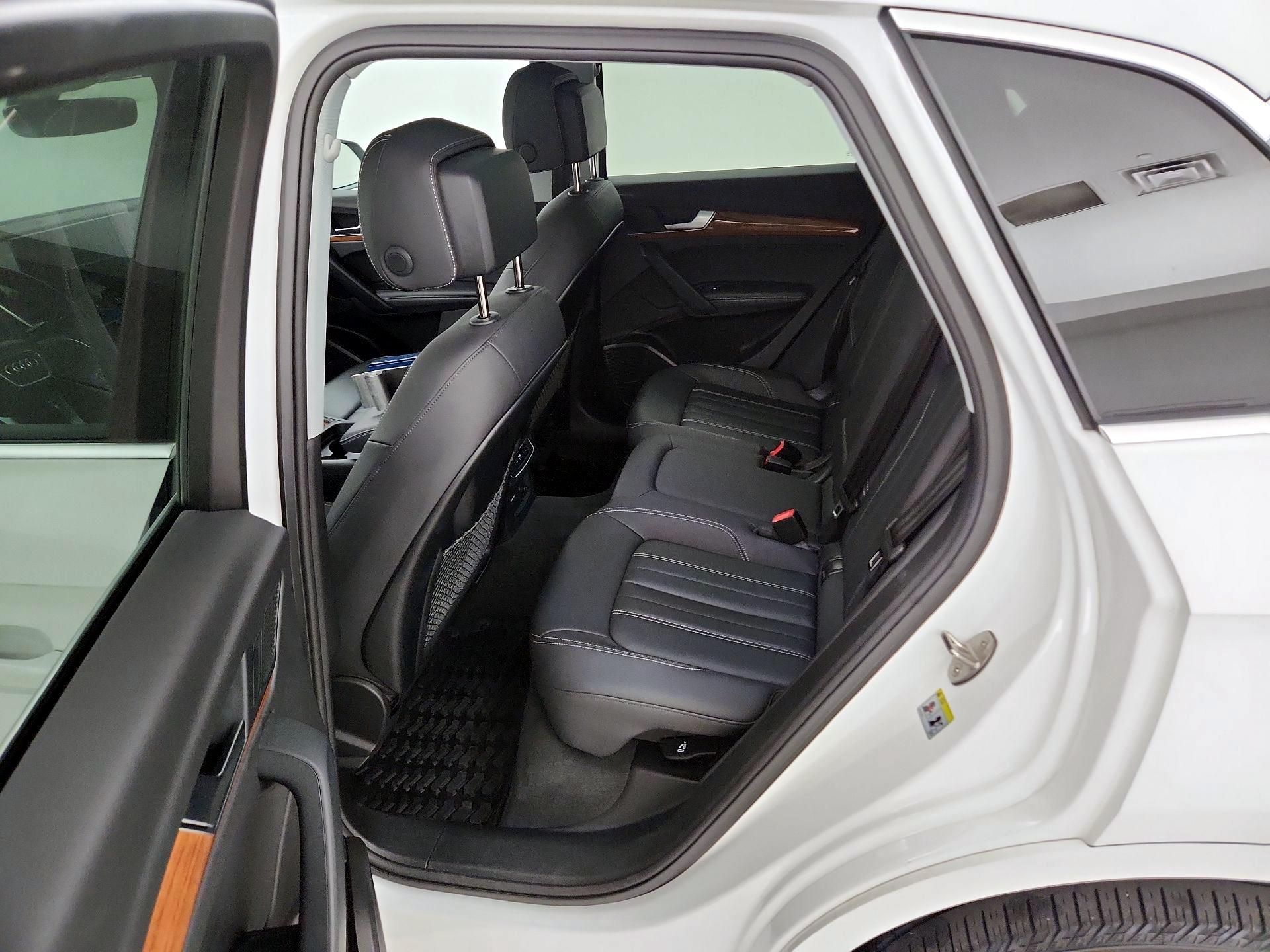 Thumbnail: 2023 Audi Q5 - 18