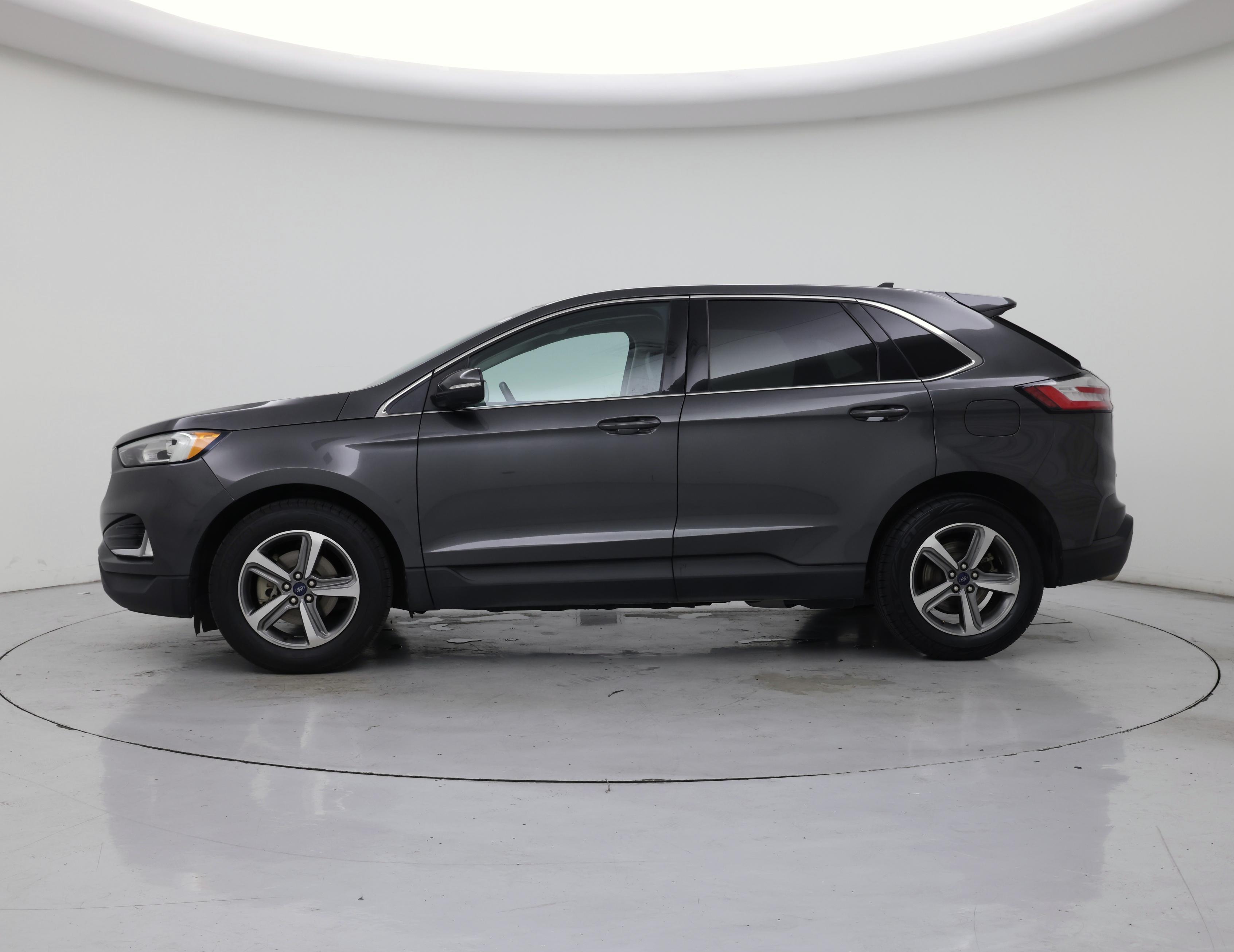 Thumbnail: 2020 Ford Edge - 3