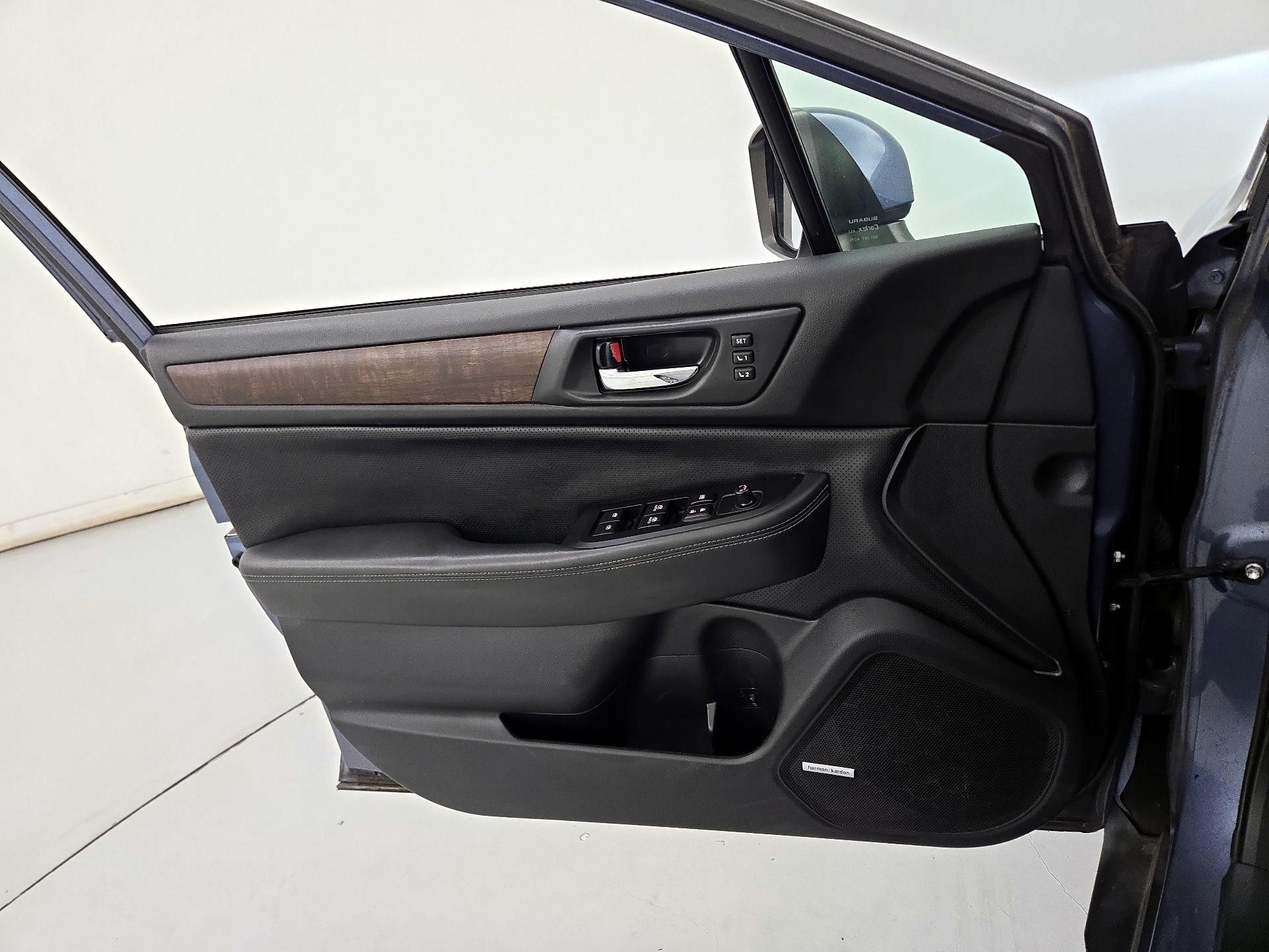 Thumbnail: 2016 Subaru Outback - 12