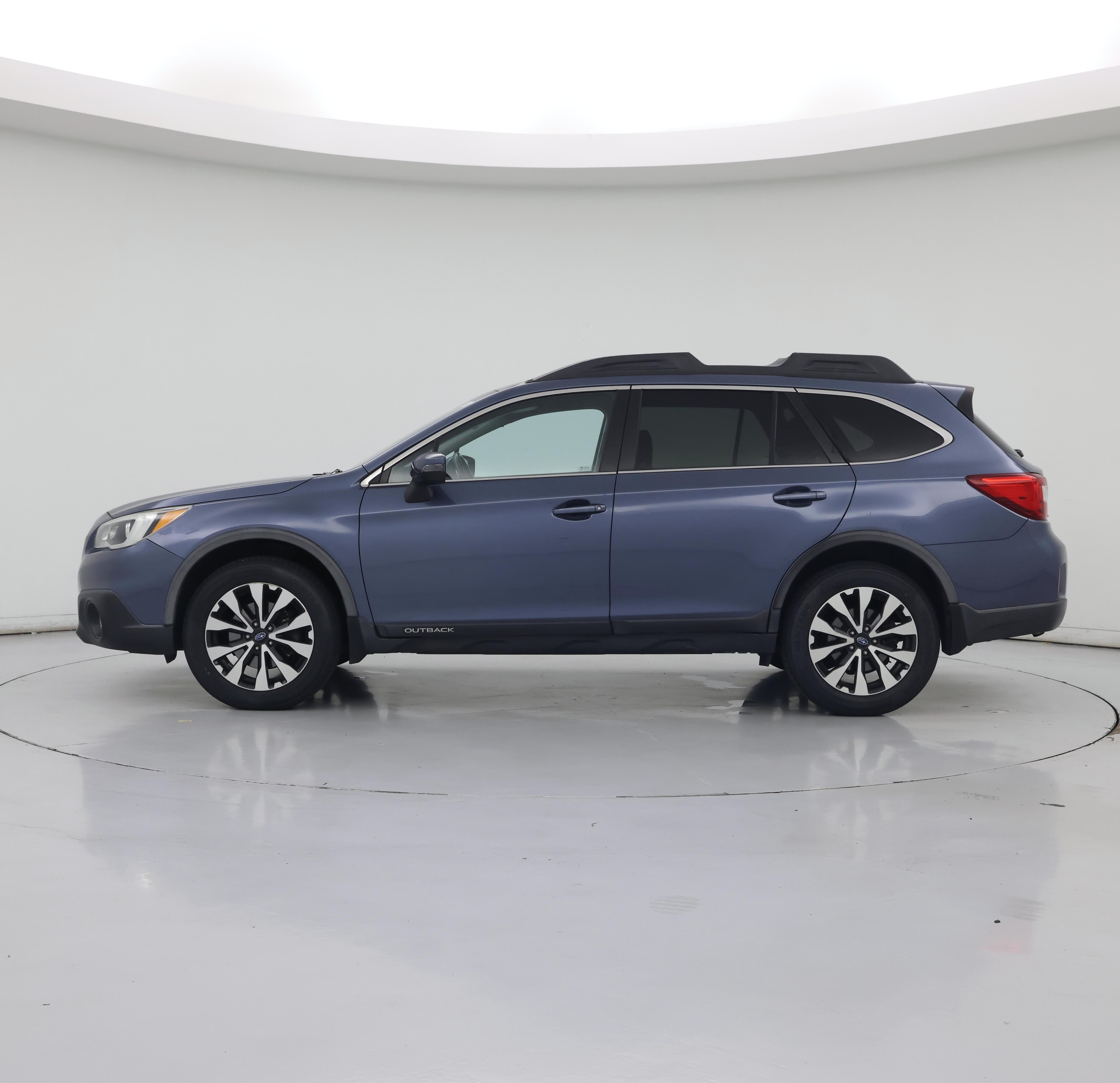 Thumbnail: 2016 Subaru Outback - 3