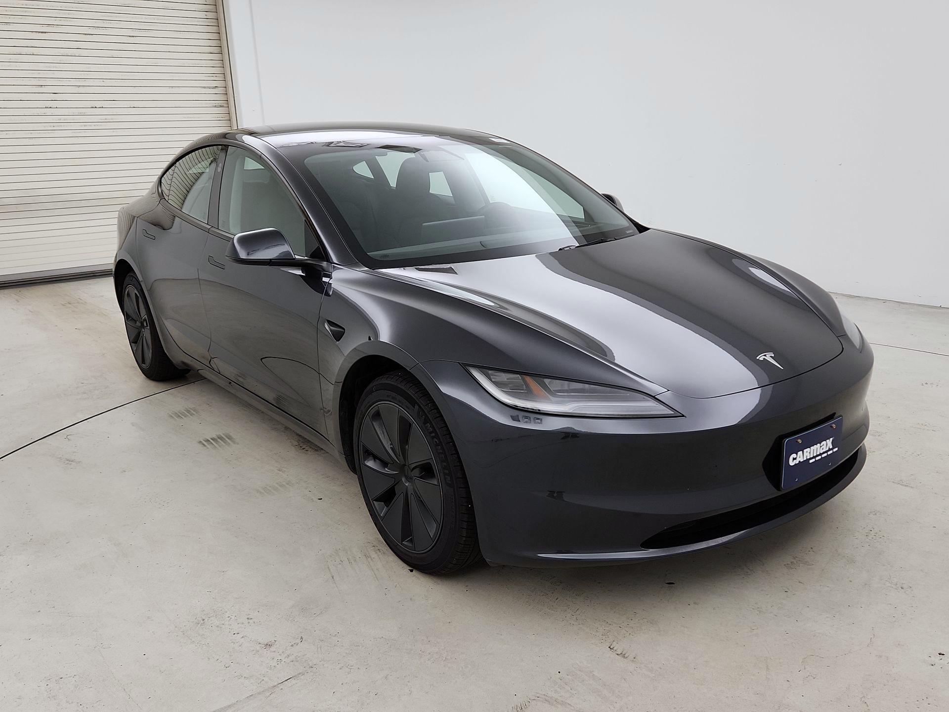 Thumbnail: 2025 Tesla Model 3 - 1
