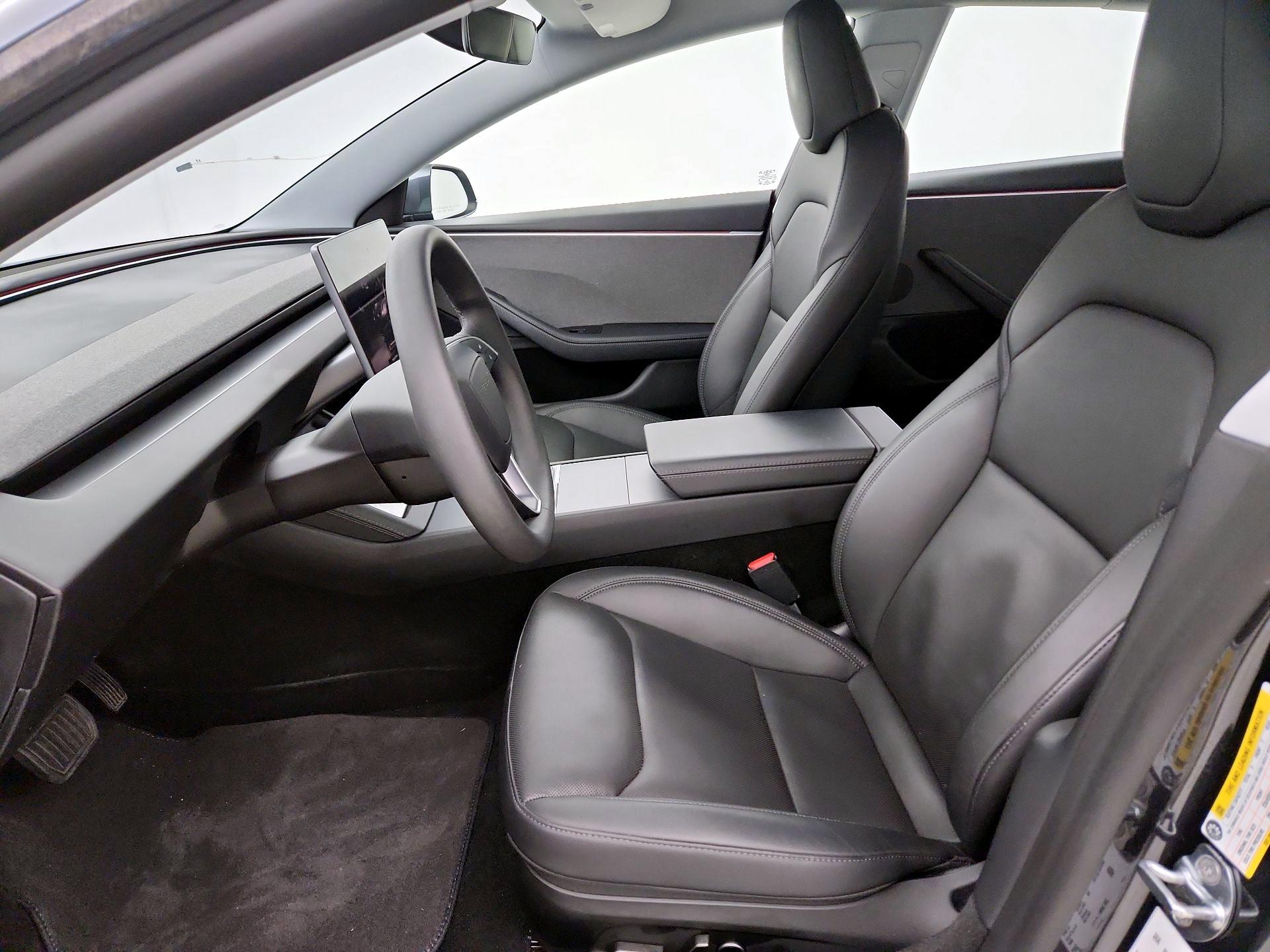 Thumbnail: 2025 Tesla Model 3 - 9
