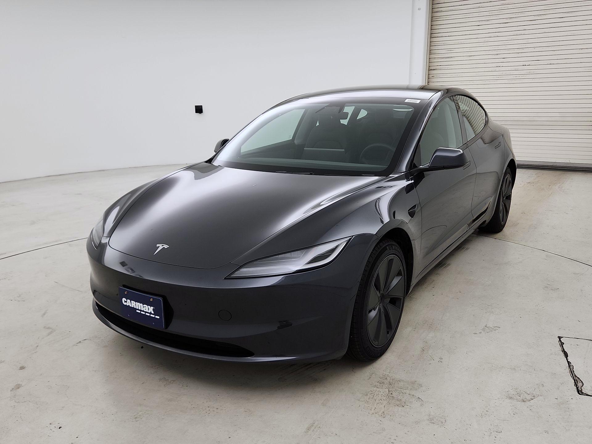 Thumbnail: 2025 Tesla Model 3 - 3