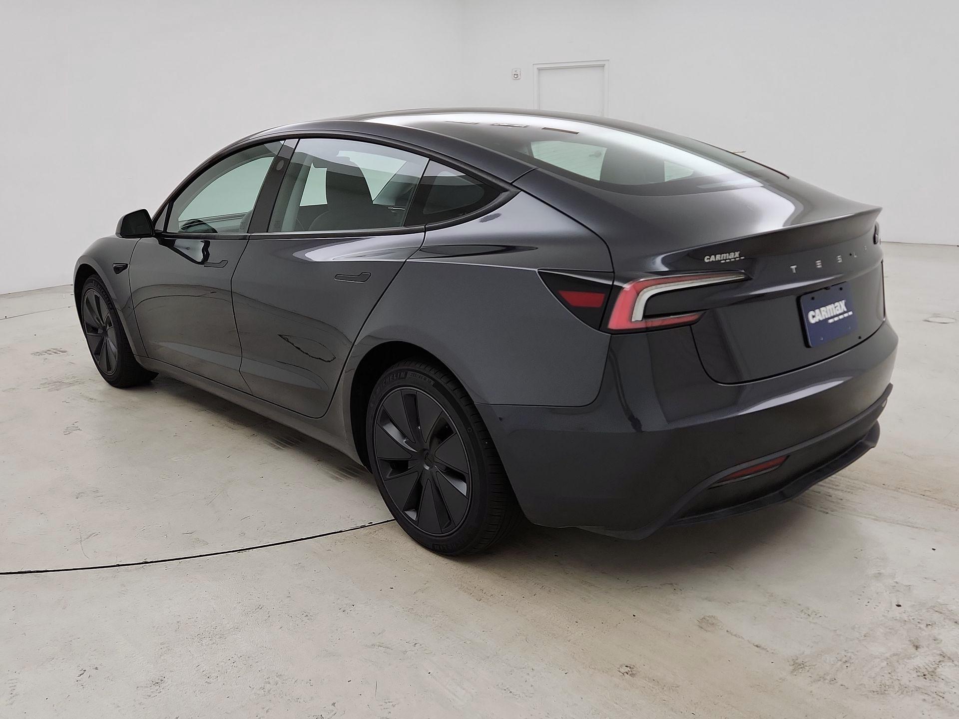 Thumbnail: 2025 Tesla Model 3 - 7