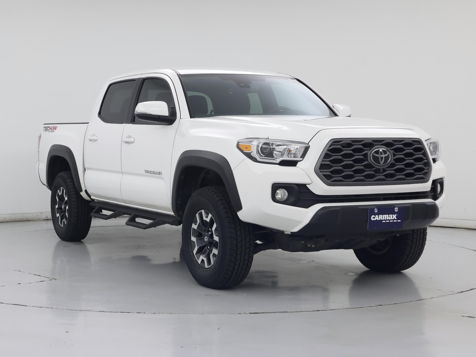 2023 Toyota Tacoma SR - Photo 2