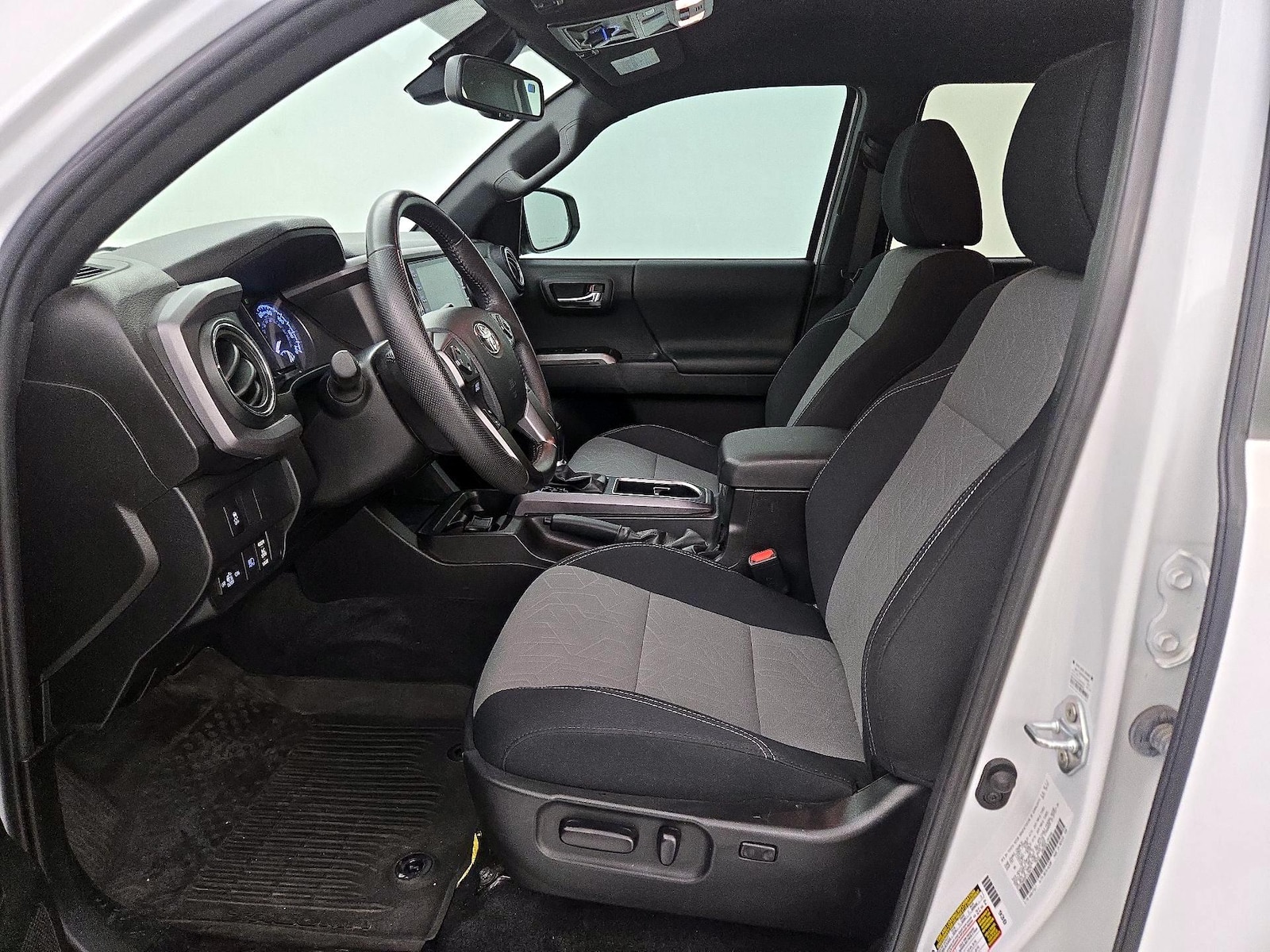 2023 Toyota Tacoma SR - Photo 12