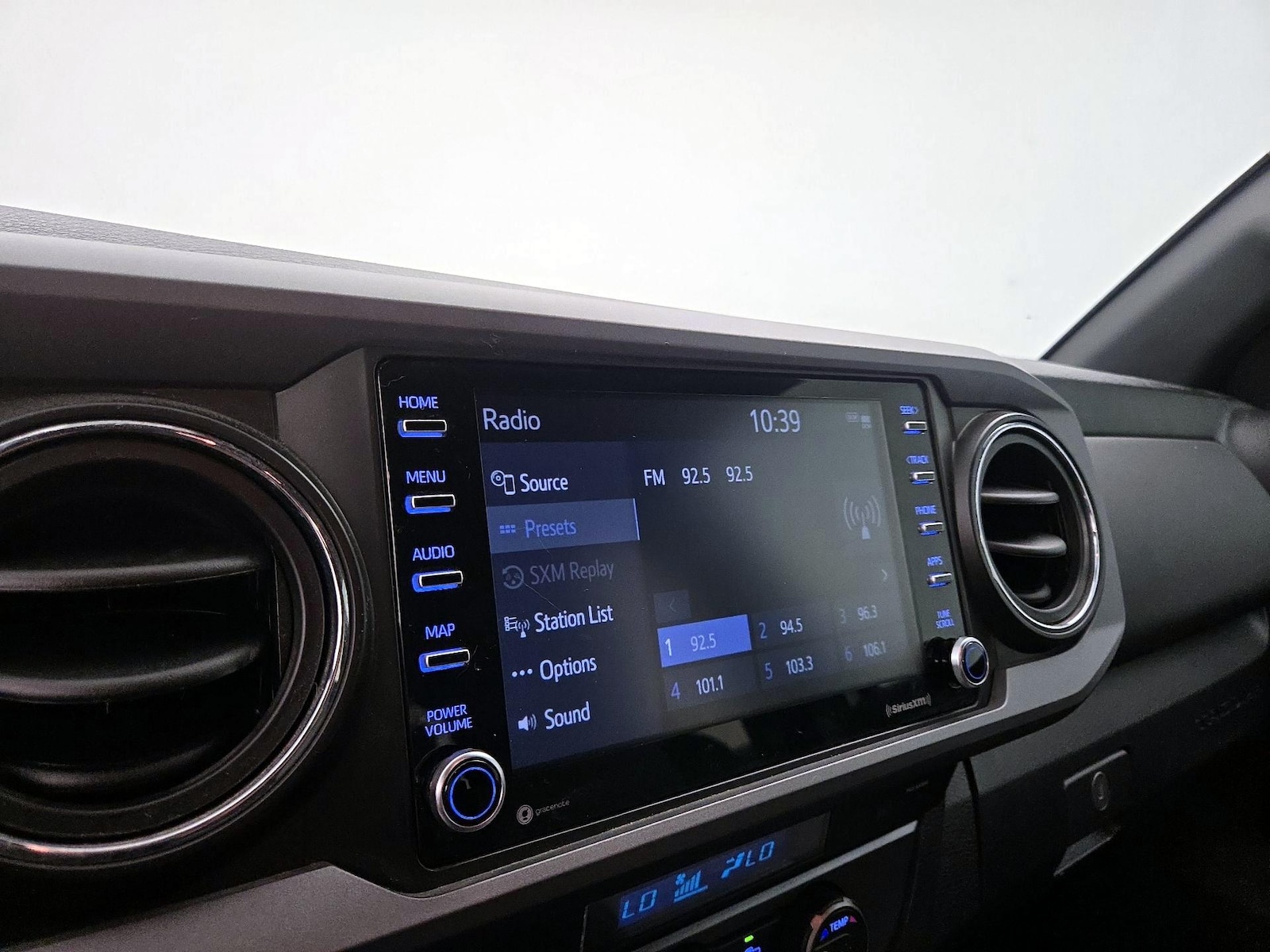 2023 Toyota Tacoma SR - Photo 16