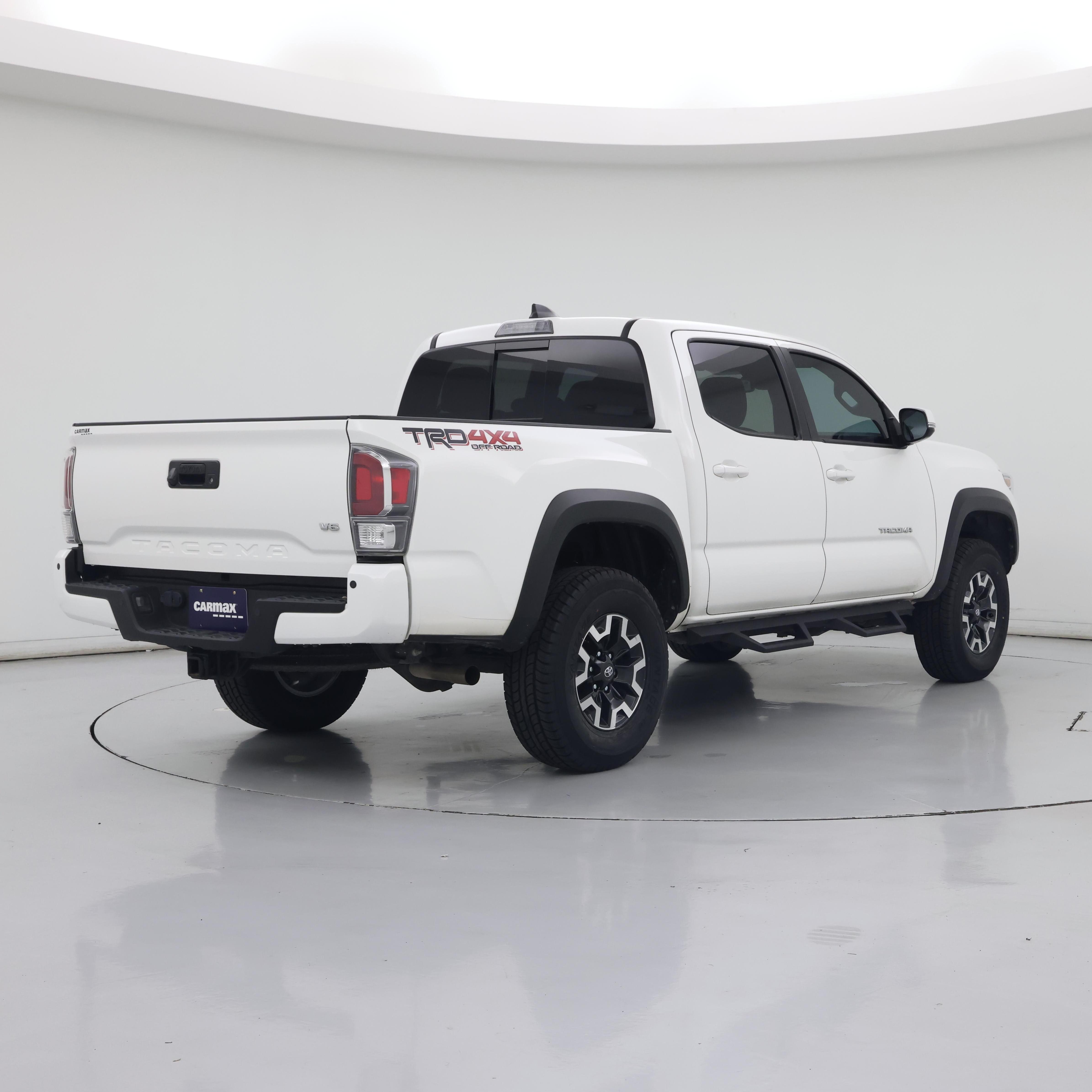 Thumbnail: 2023 Toyota Tacoma - 8