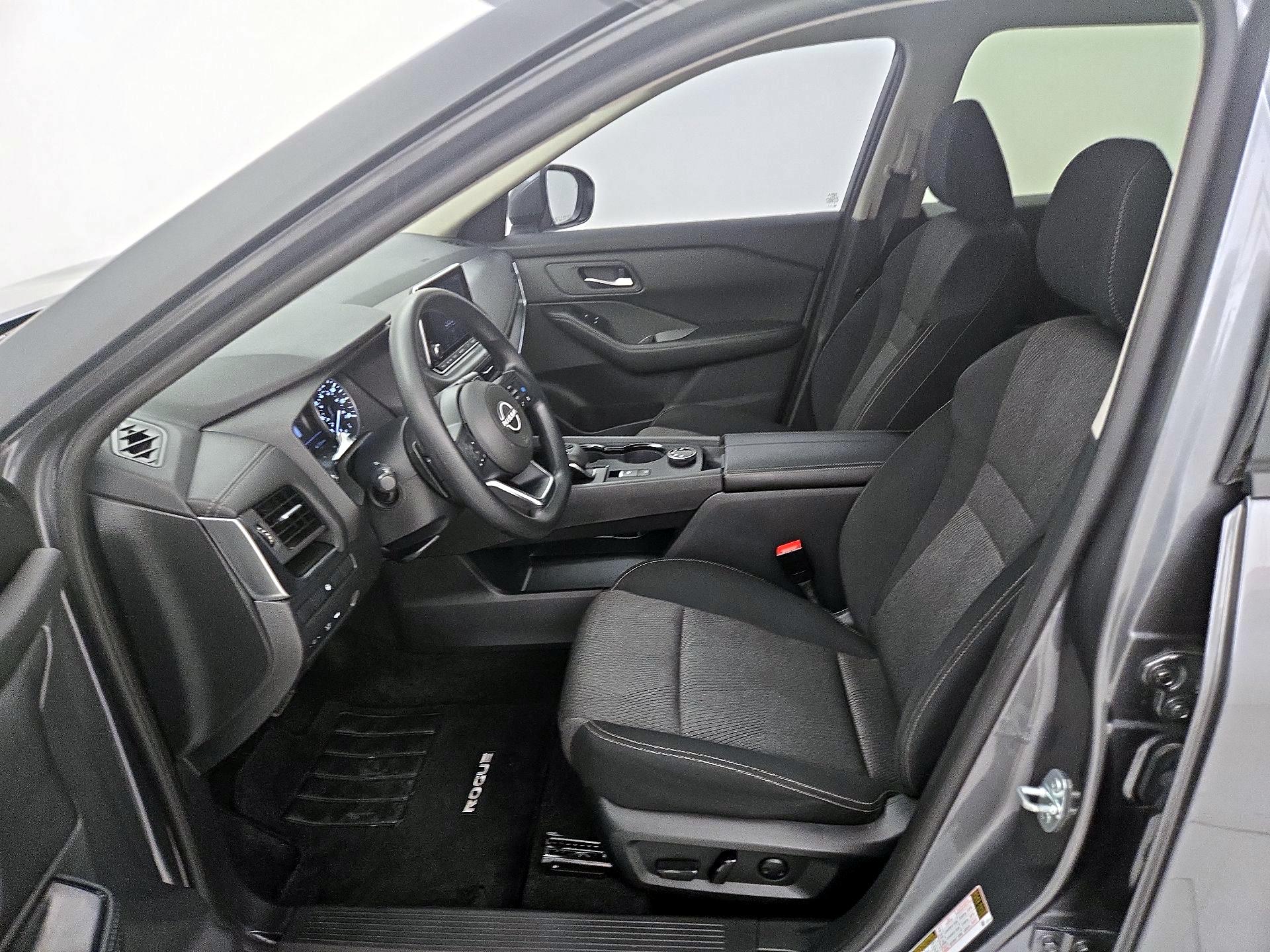 Thumbnail: 2024 Nissan Rogue - 11