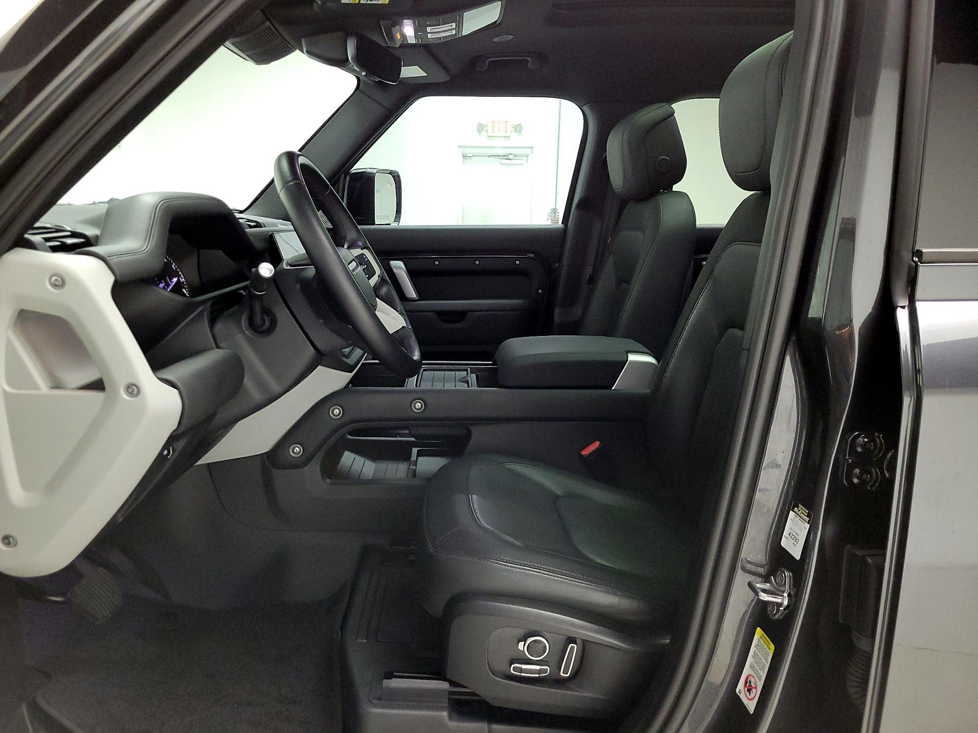 Thumbnail: 2023 Land Rover Defender - 11