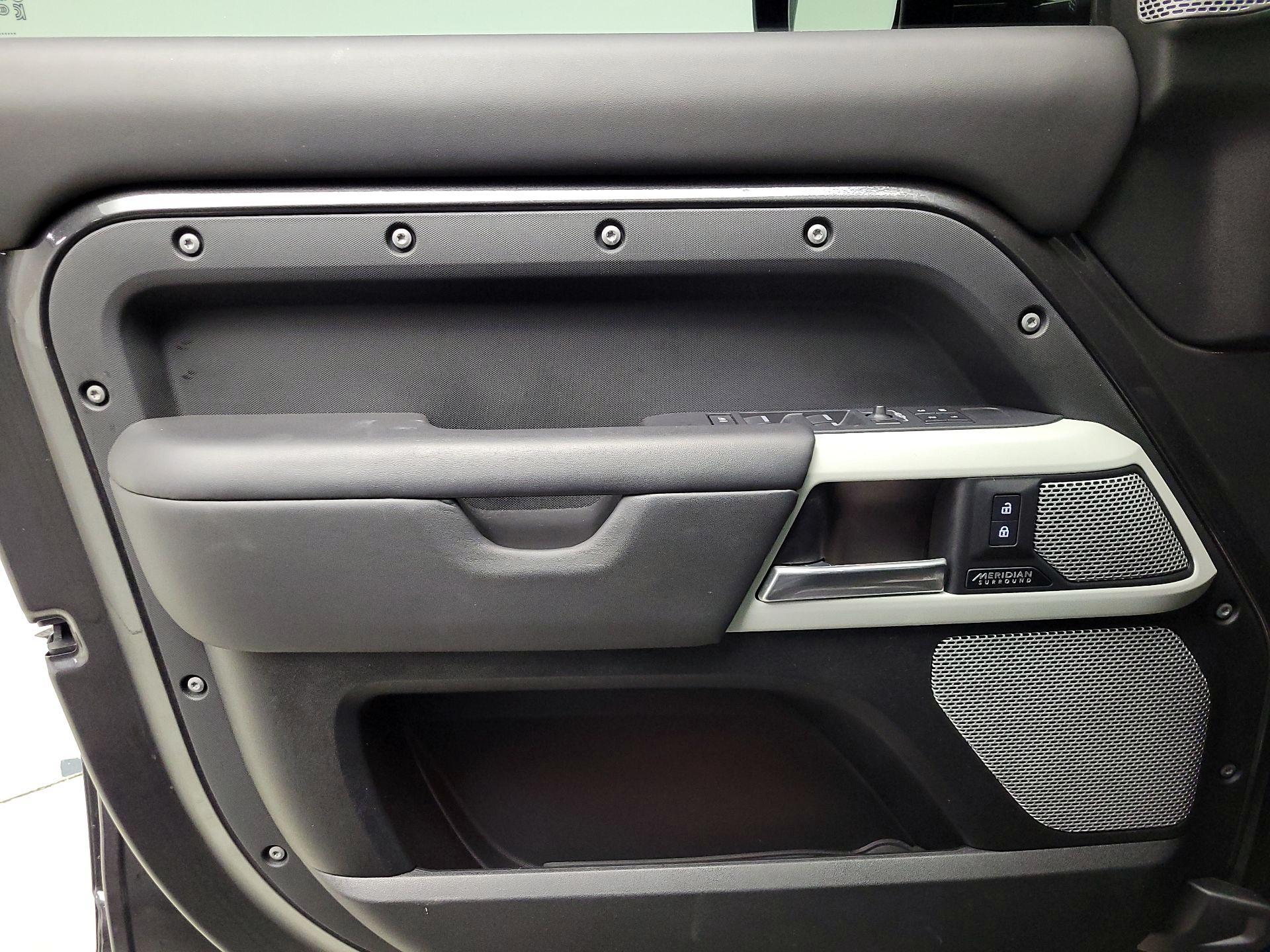 Thumbnail: 2023 Land Rover Defender - 12