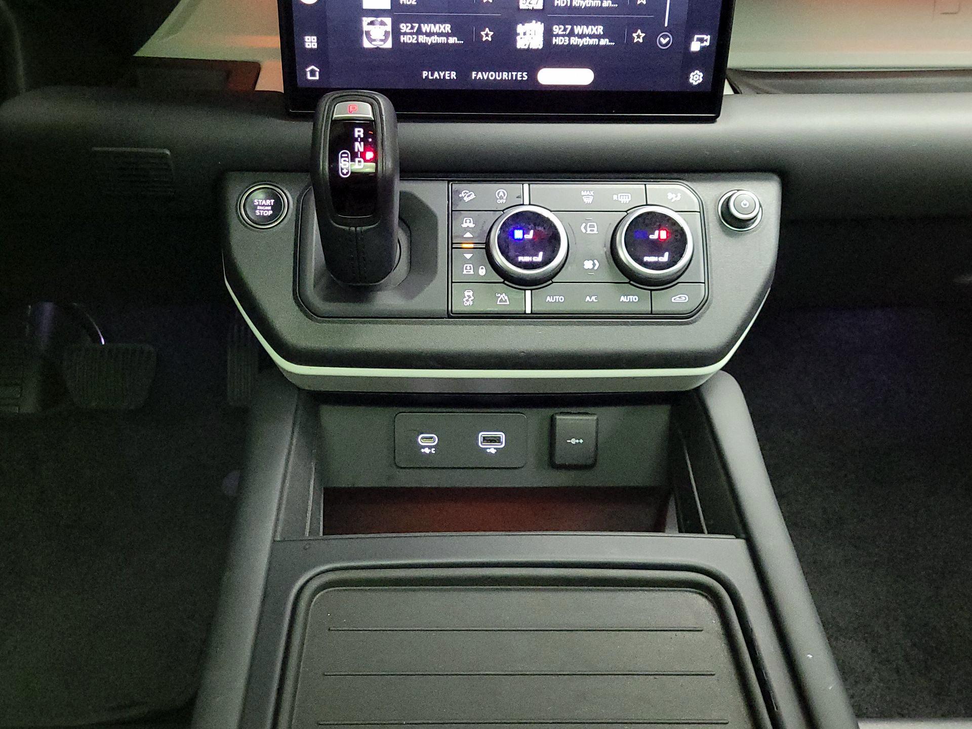 Thumbnail: 2023 Land Rover Defender - 17