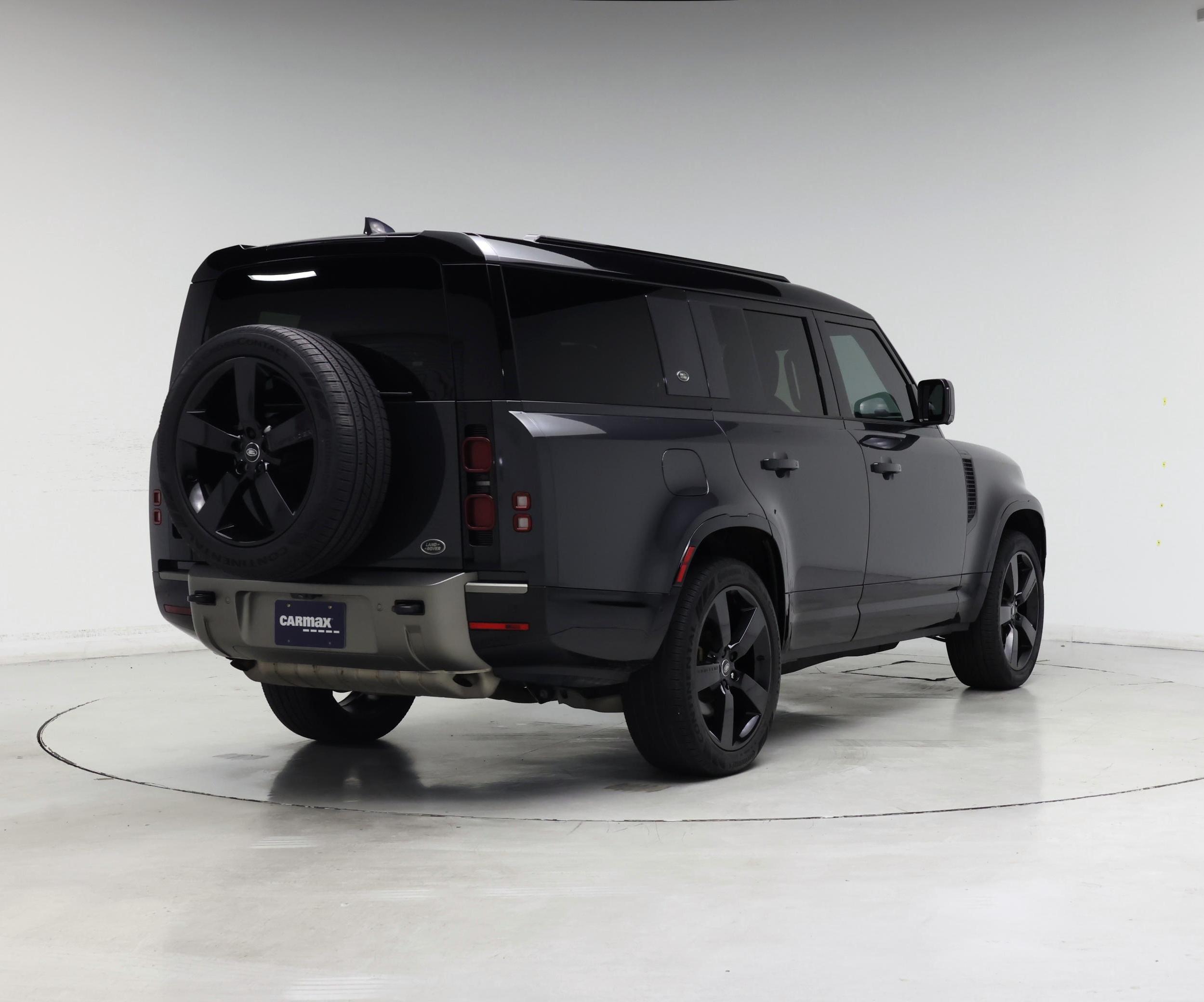 Thumbnail: 2023 Land Rover Defender - 8