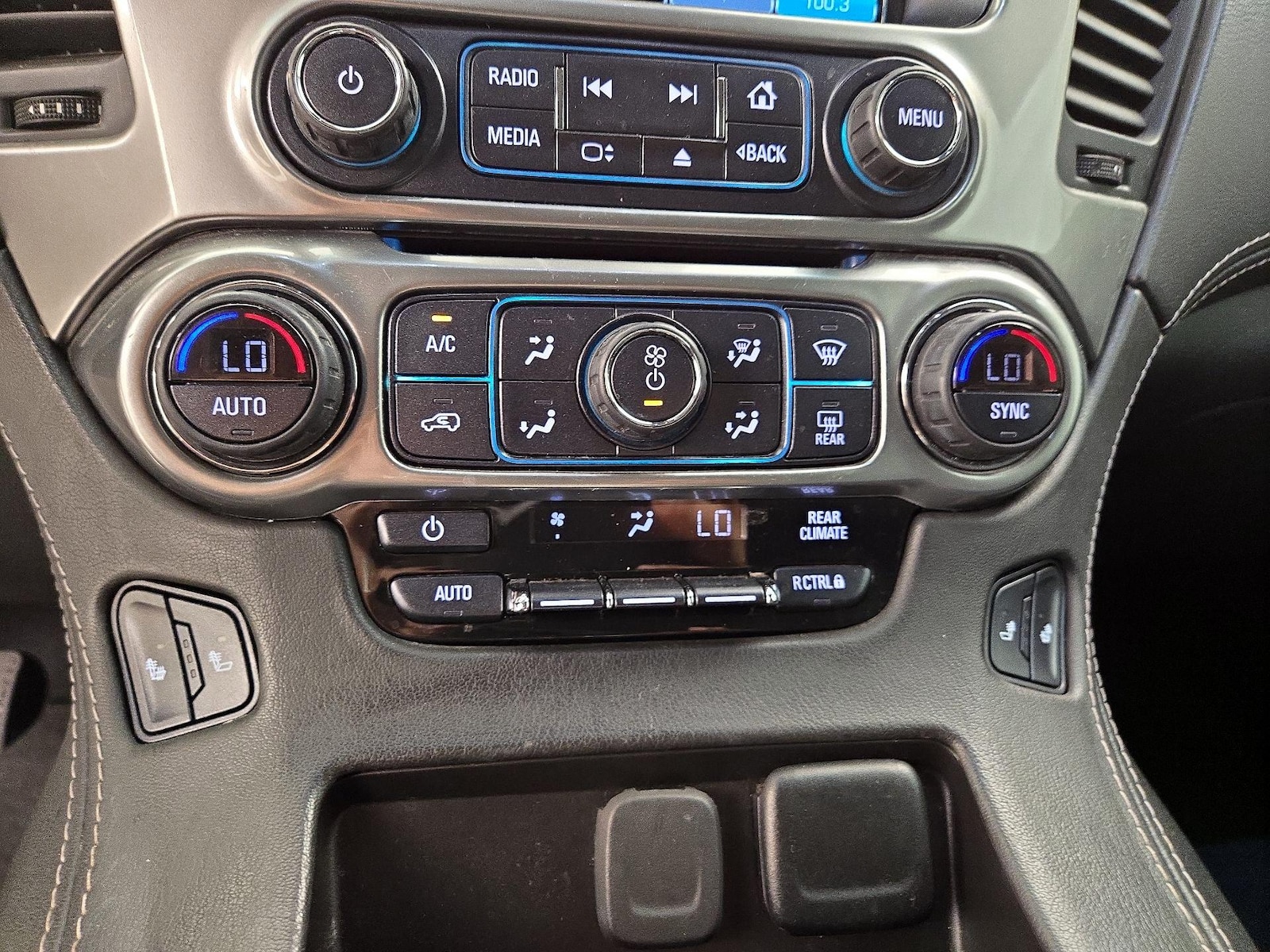 2020 Chevrolet Tahoe LT - Photo 17