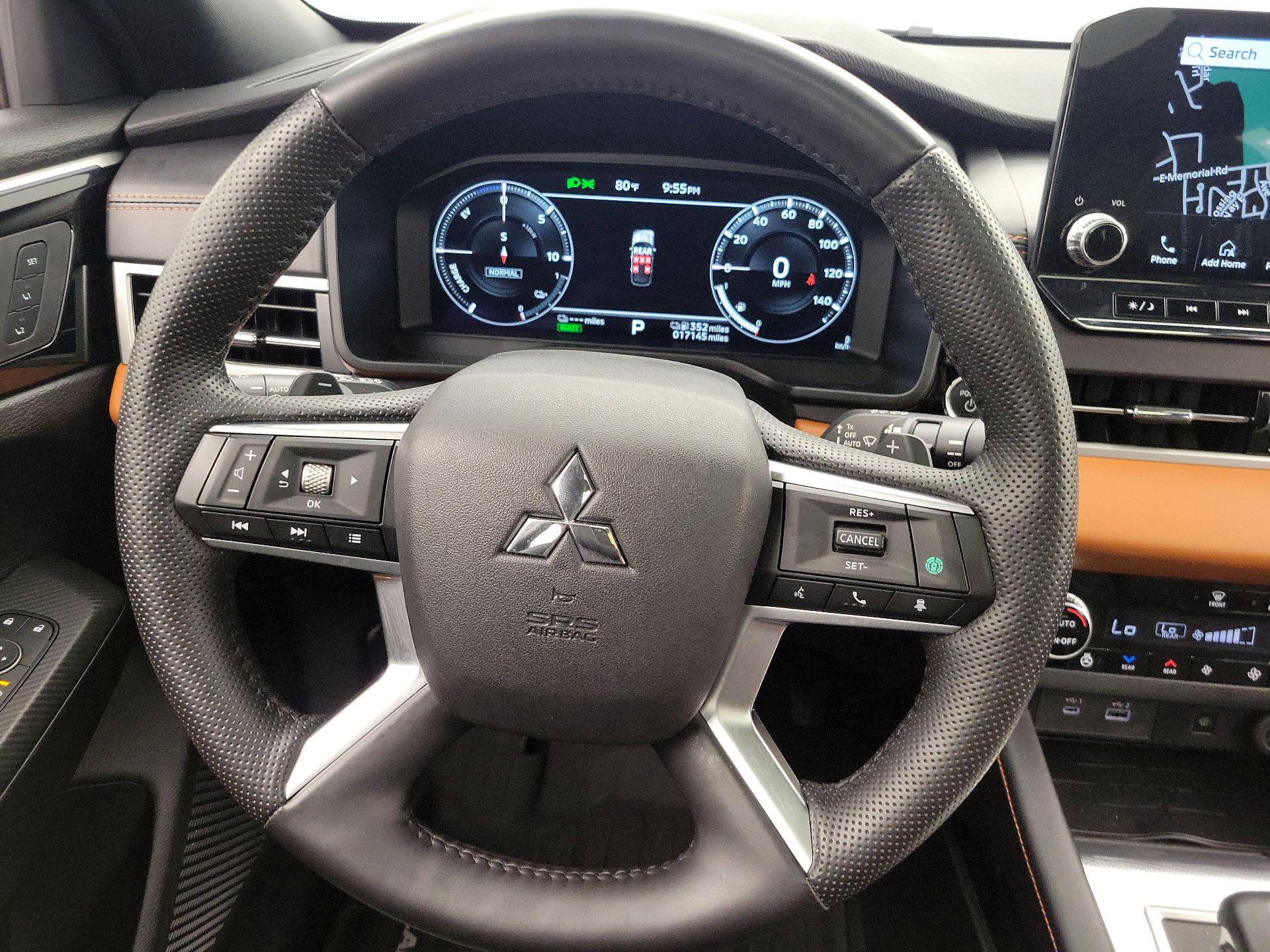 Thumbnail: 2025 Mitsubishi Outlander - 10