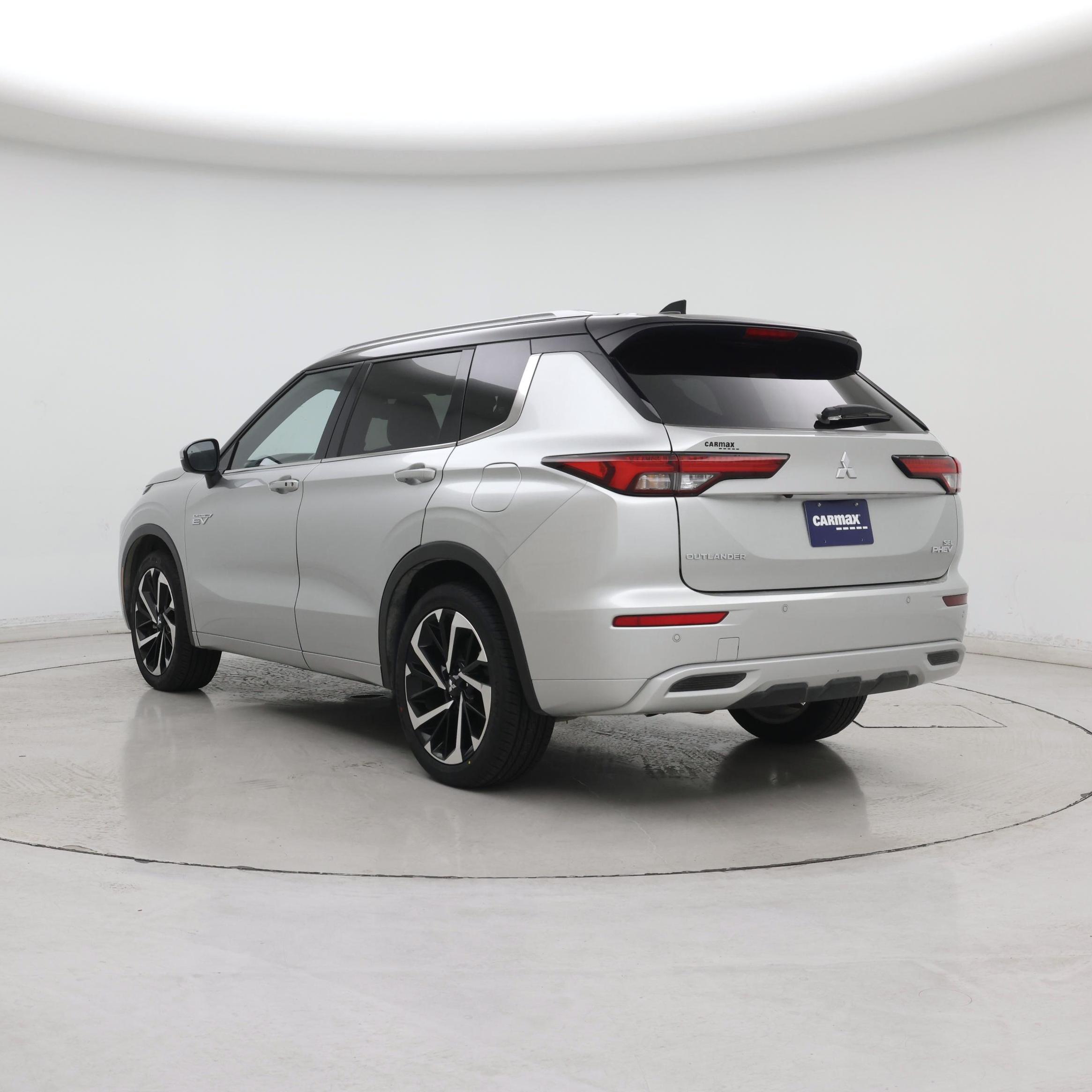 Thumbnail: 2025 Mitsubishi Outlander - 2