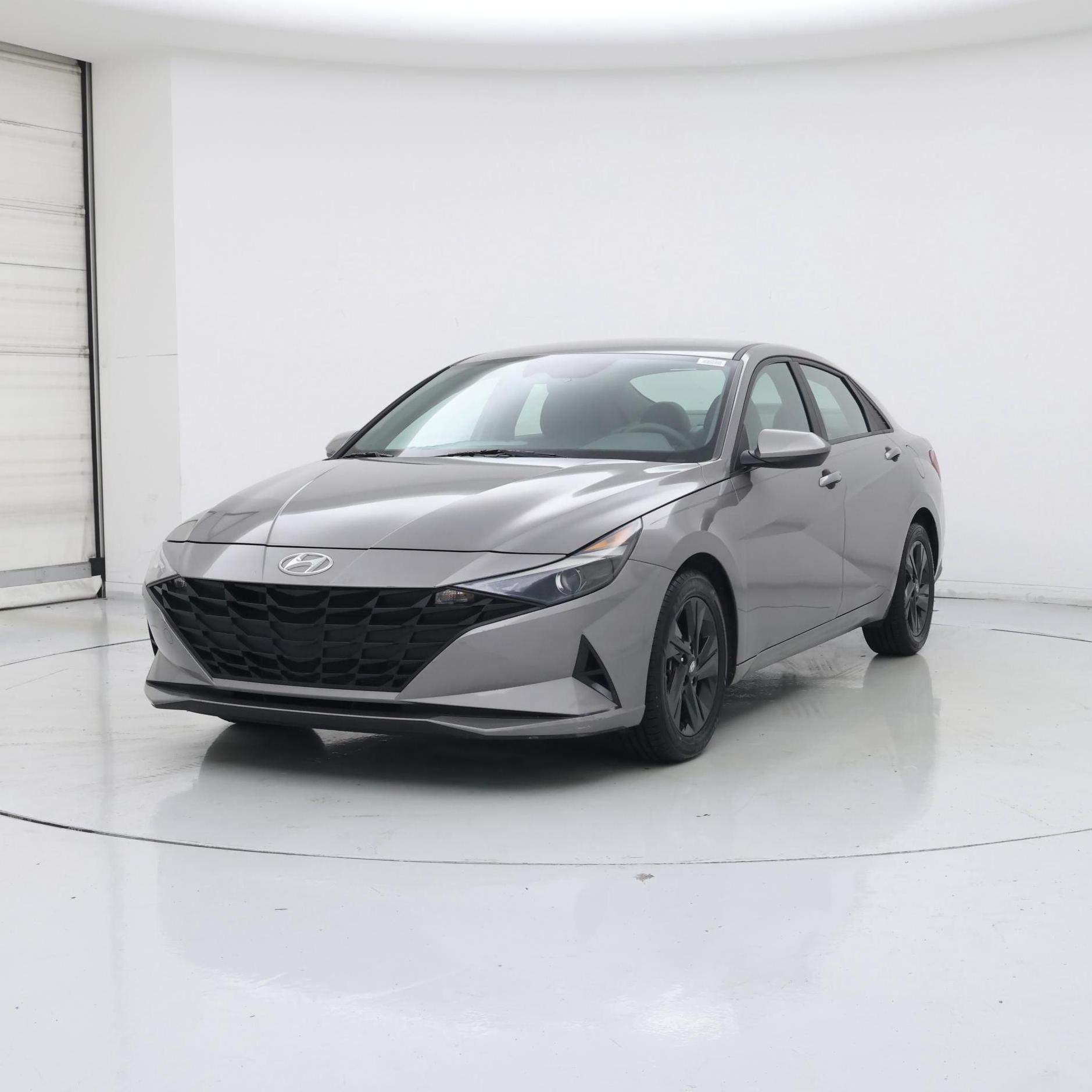 Thumbnail: 2021 Hyundai Elantra - 4