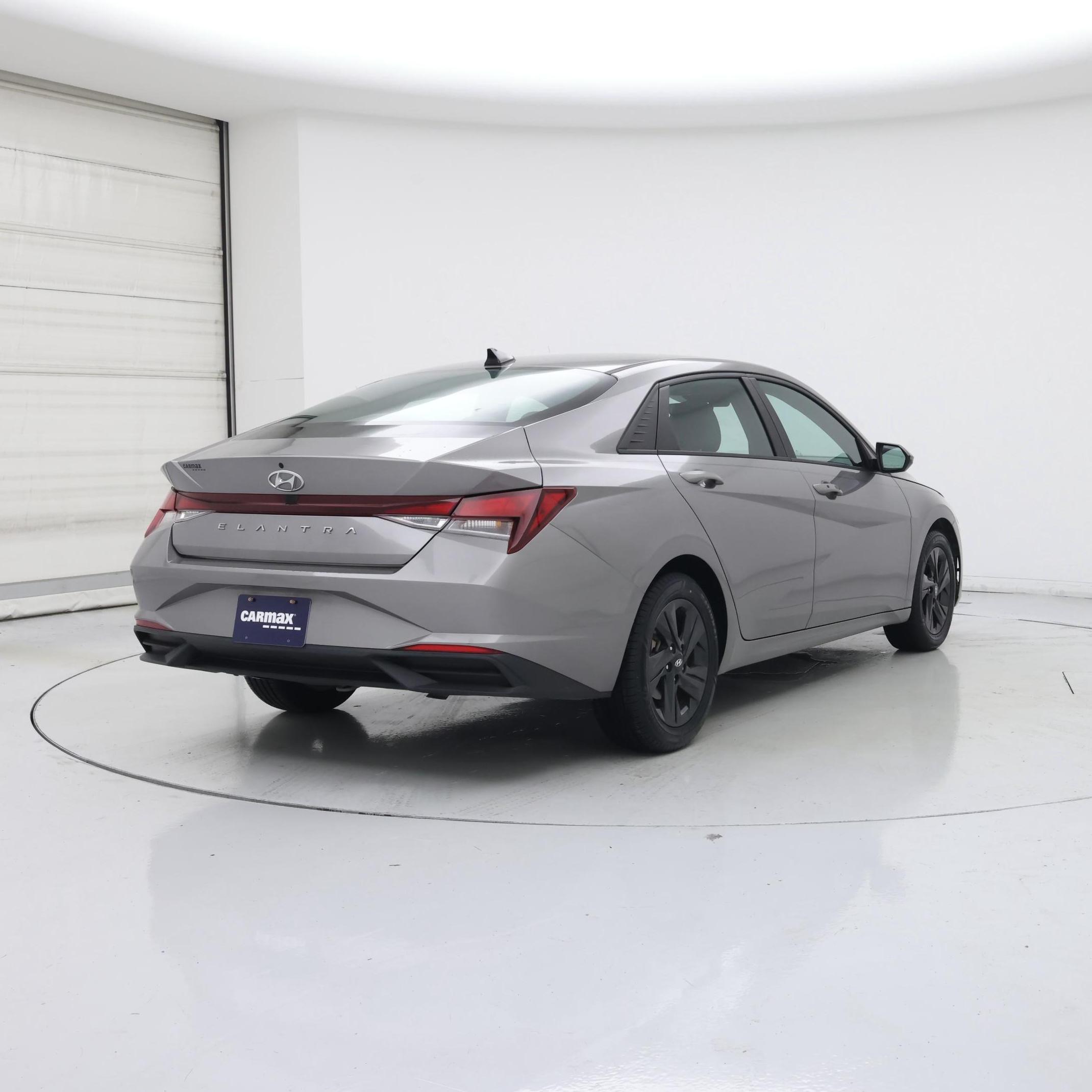 Thumbnail: 2021 Hyundai Elantra - 8