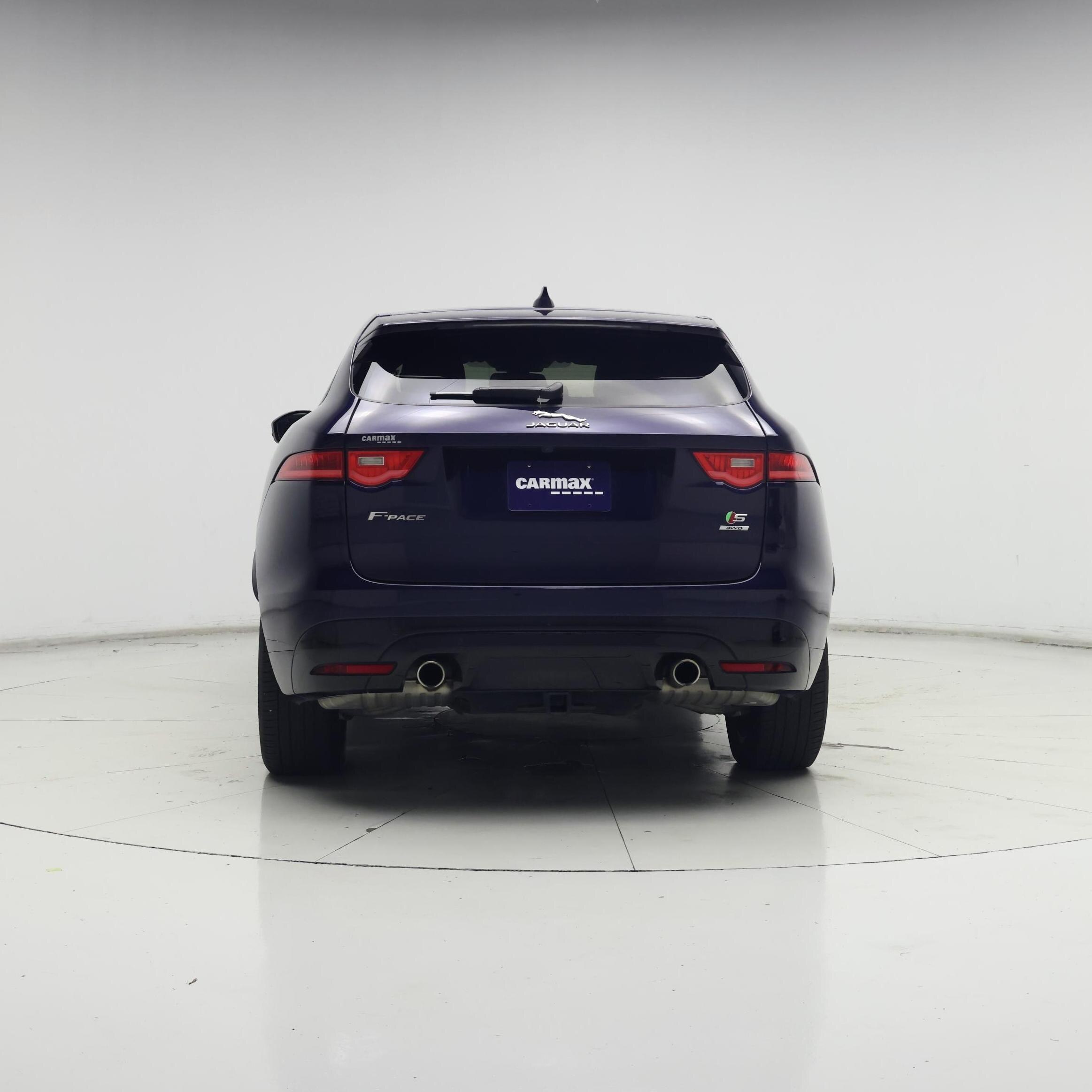 Thumbnail: 2017 Jaguar F-Pace - 6