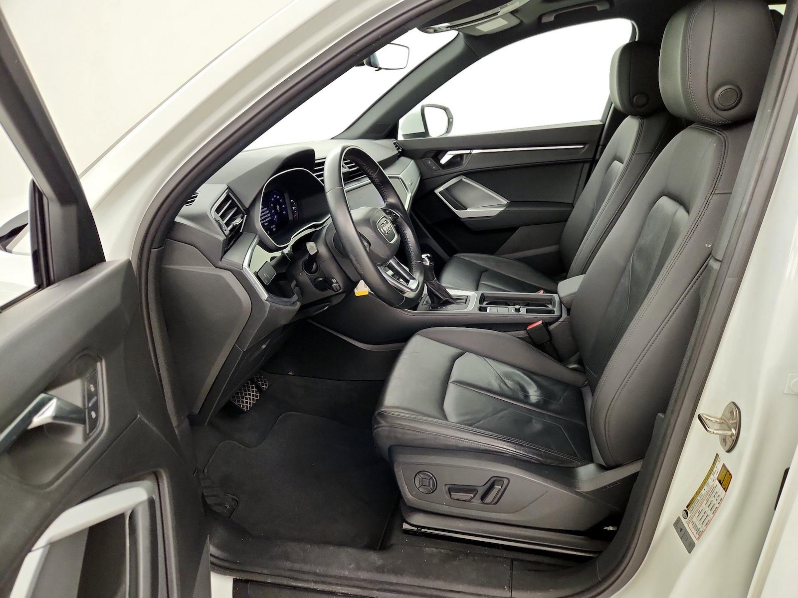 2020 Audi Q3 Premium - Photo 12
