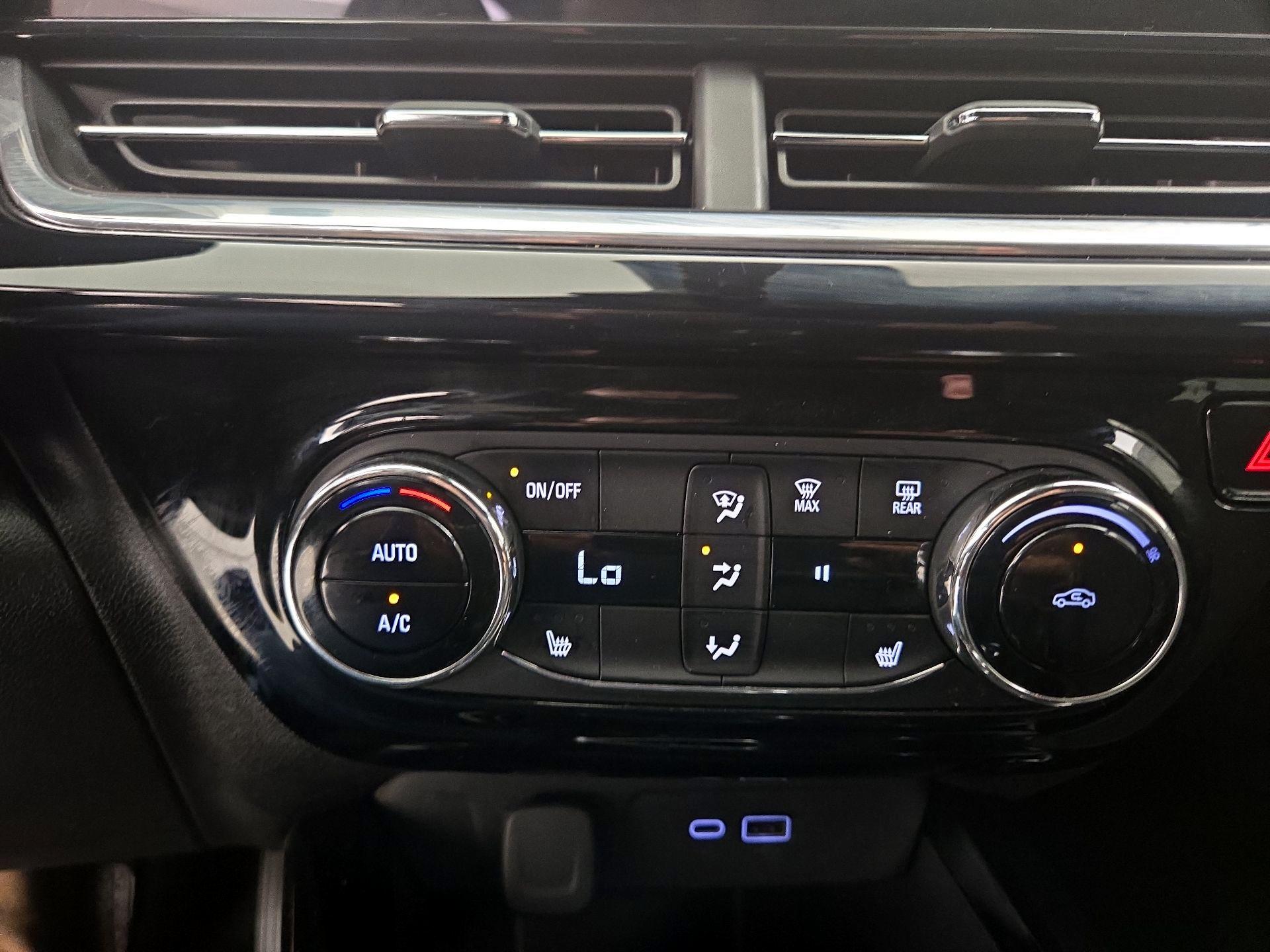 Thumbnail: 2025 Chevrolet Trax - 16