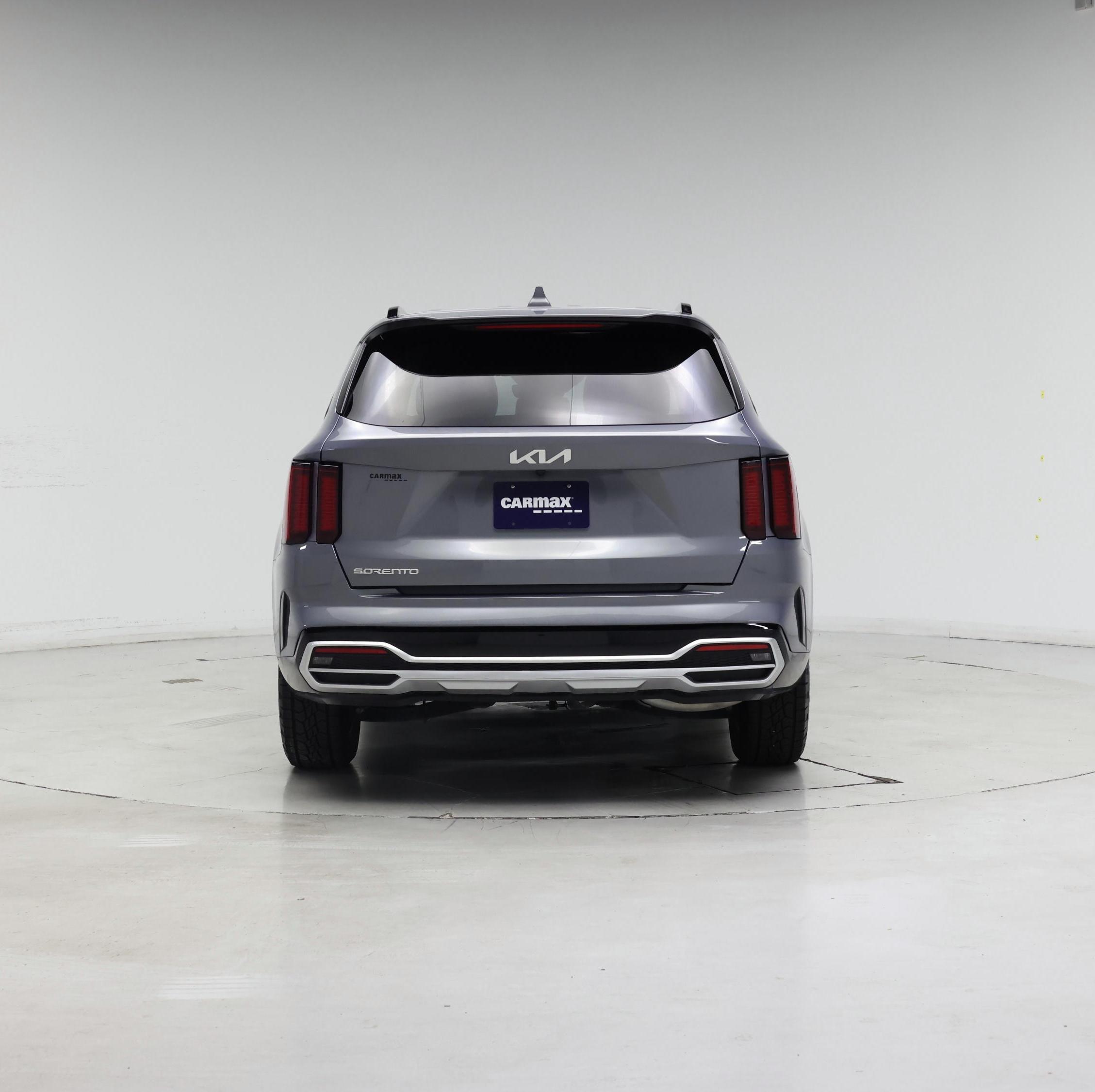Thumbnail: 2023 Kia Sorento - 6