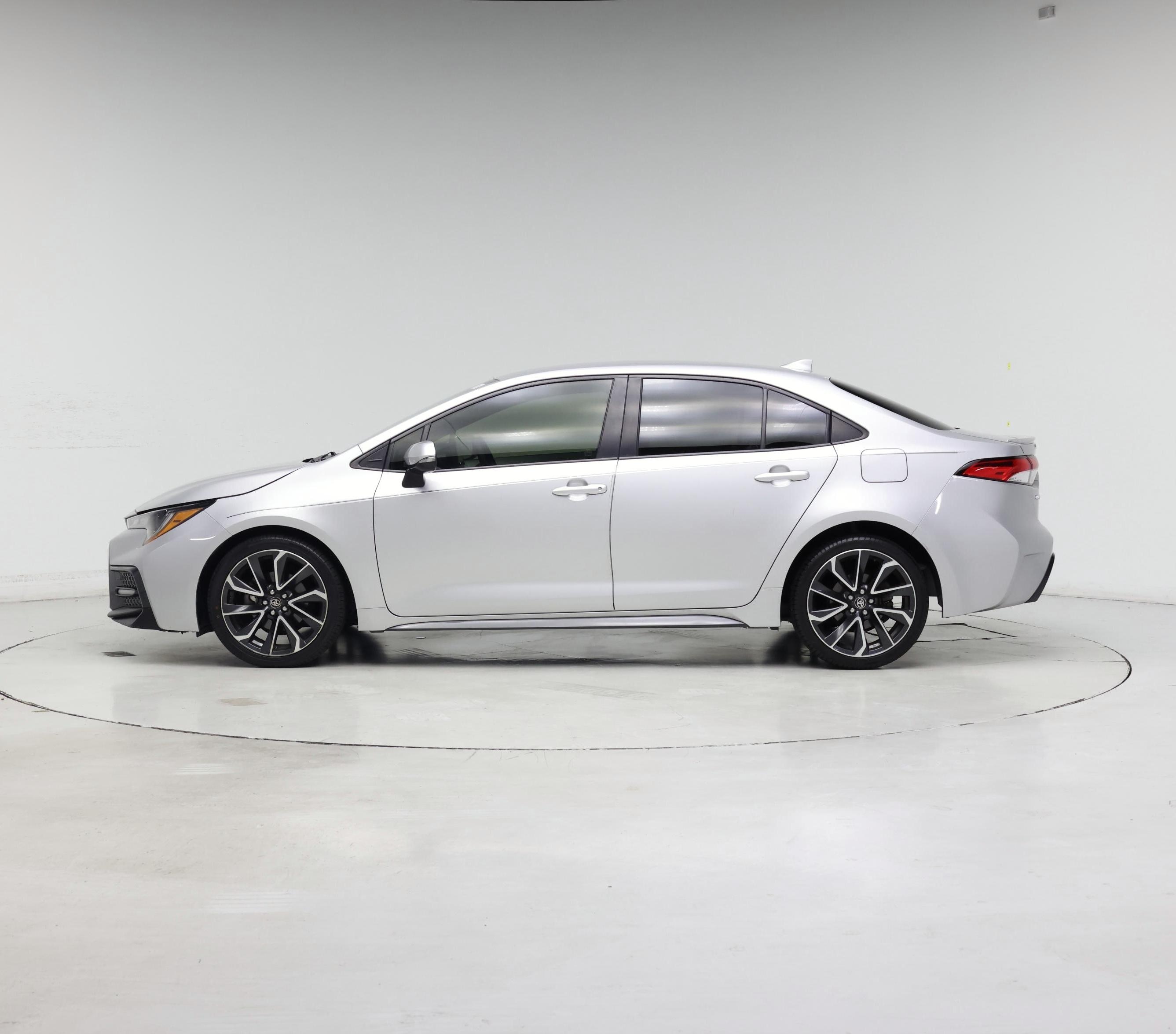 Thumbnail: 2022 Toyota Corolla - 3