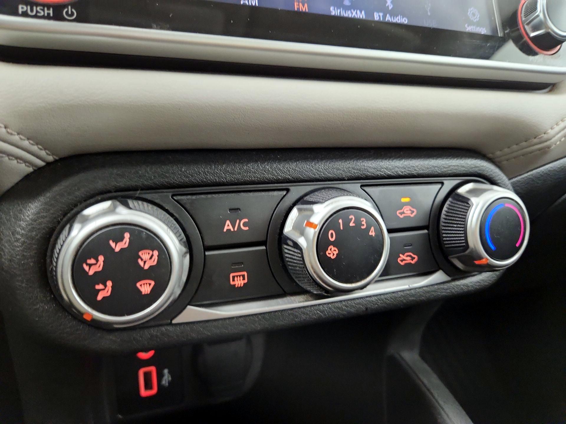 Thumbnail: 2020 Nissan Versa - 14