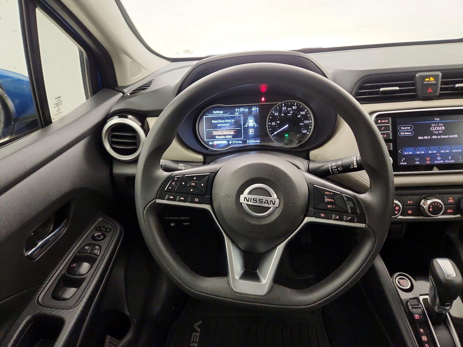 2020 Nissan Versa Sedan SV - Photo 9