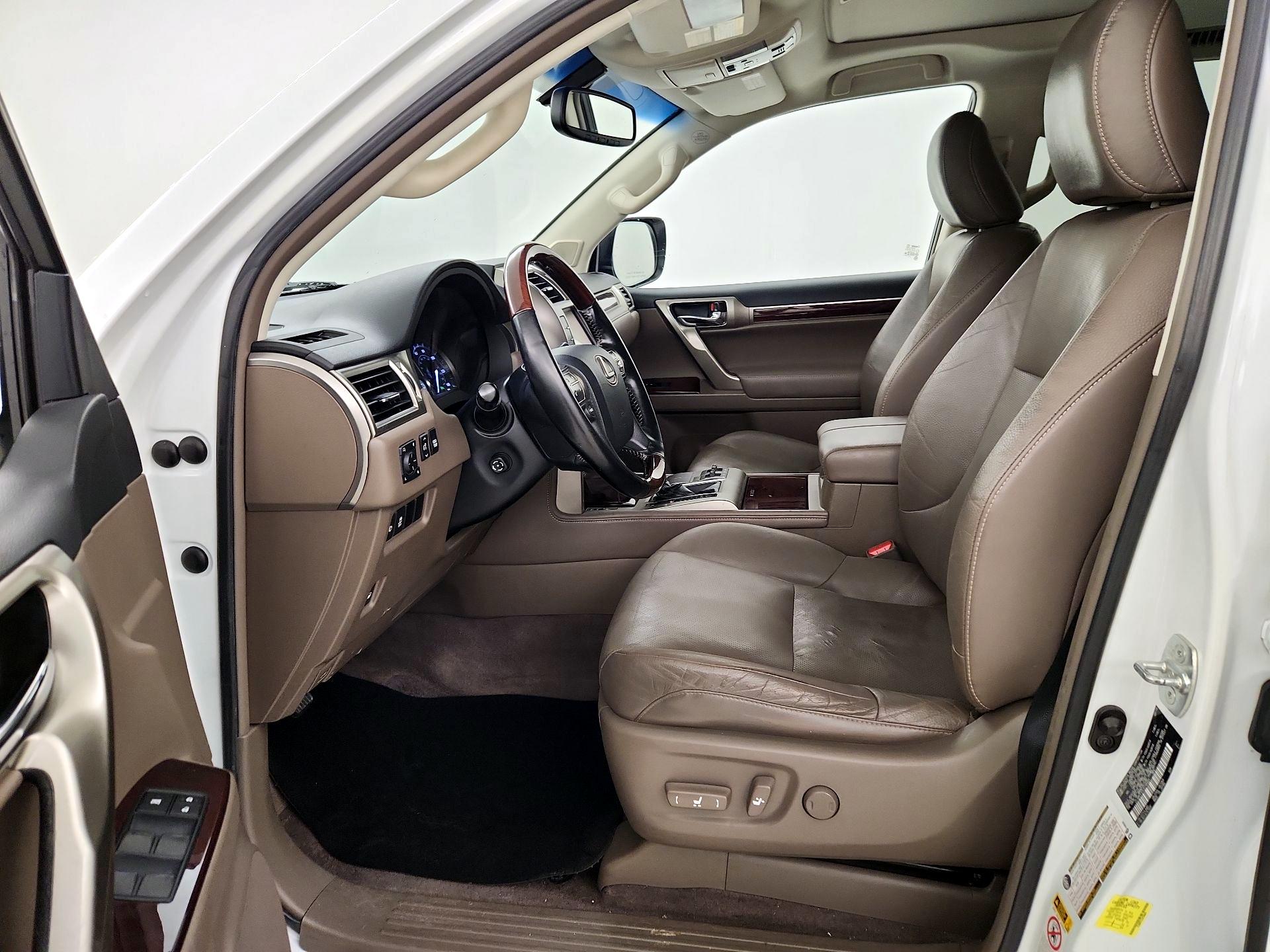 Thumbnail: 2018 Lexus GX - 11