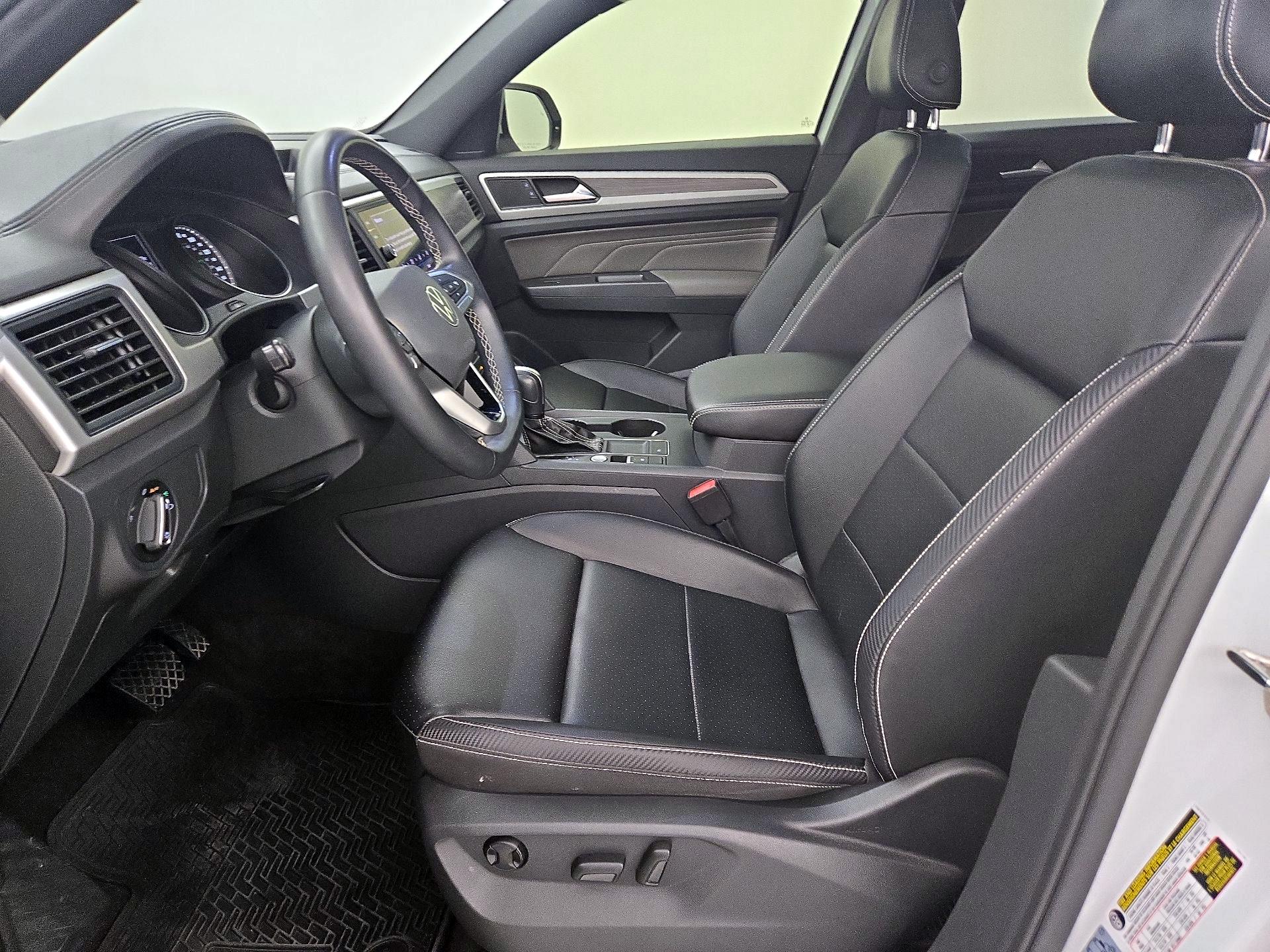 Thumbnail: 2021 Volkswagen Atlas - 11