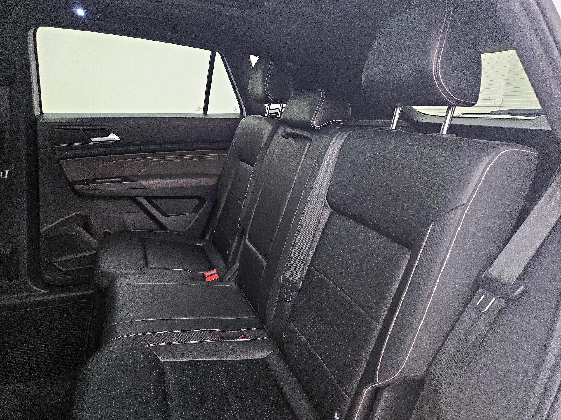 Thumbnail: 2021 Volkswagen Atlas - 20