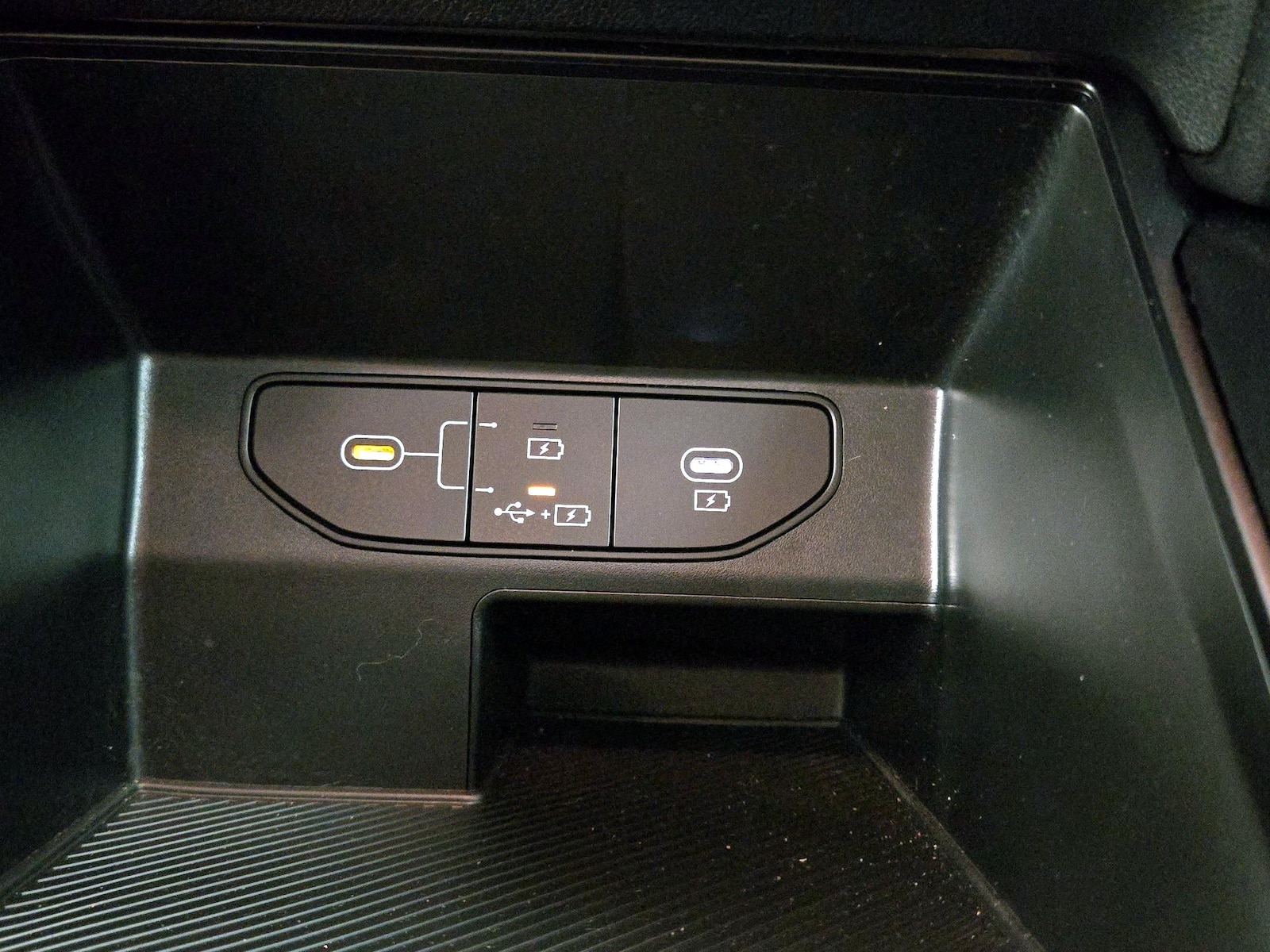 2026 Kia Sorento LX - Photo 19