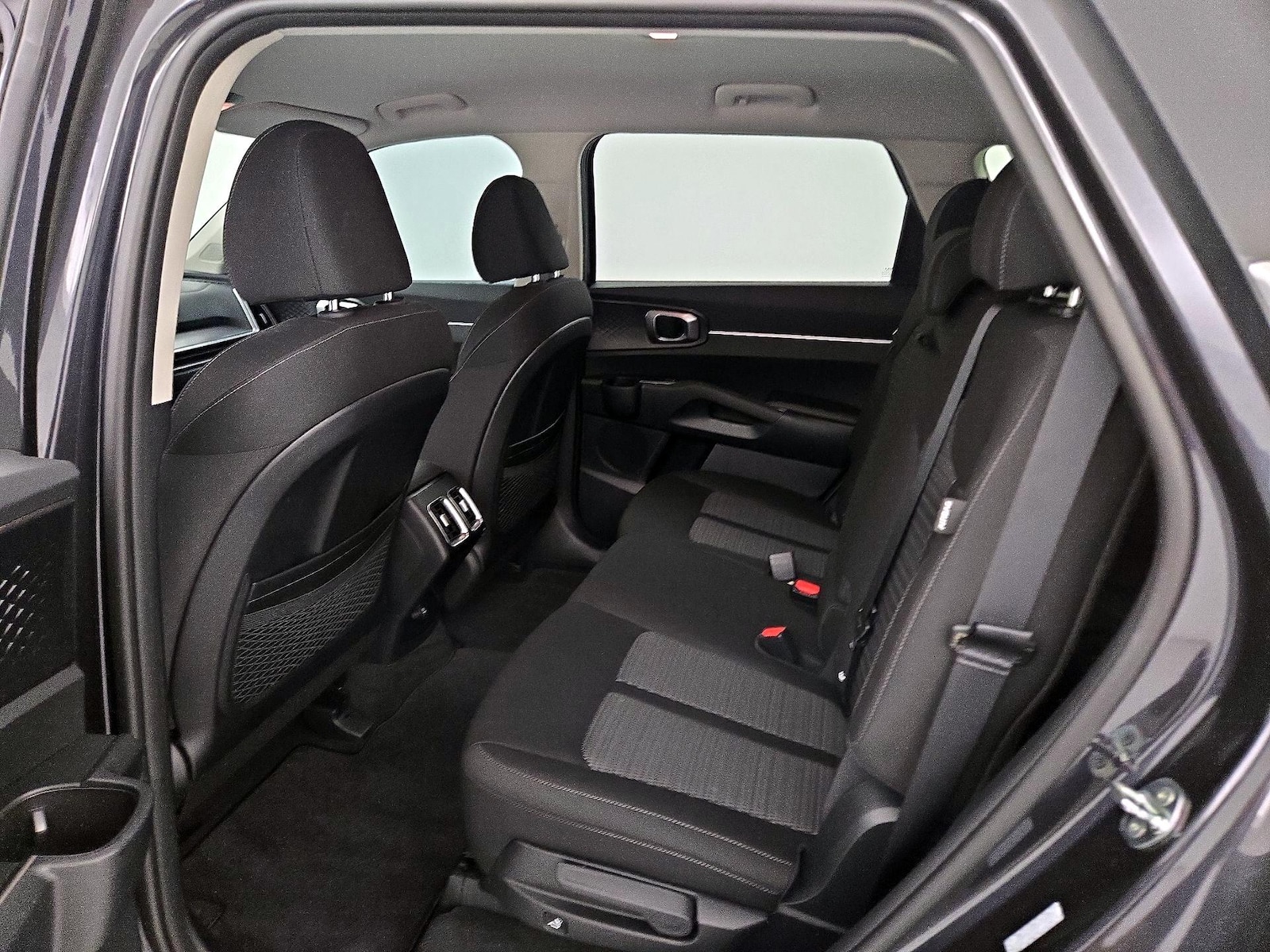 2026 Kia Sorento LX - Photo 20