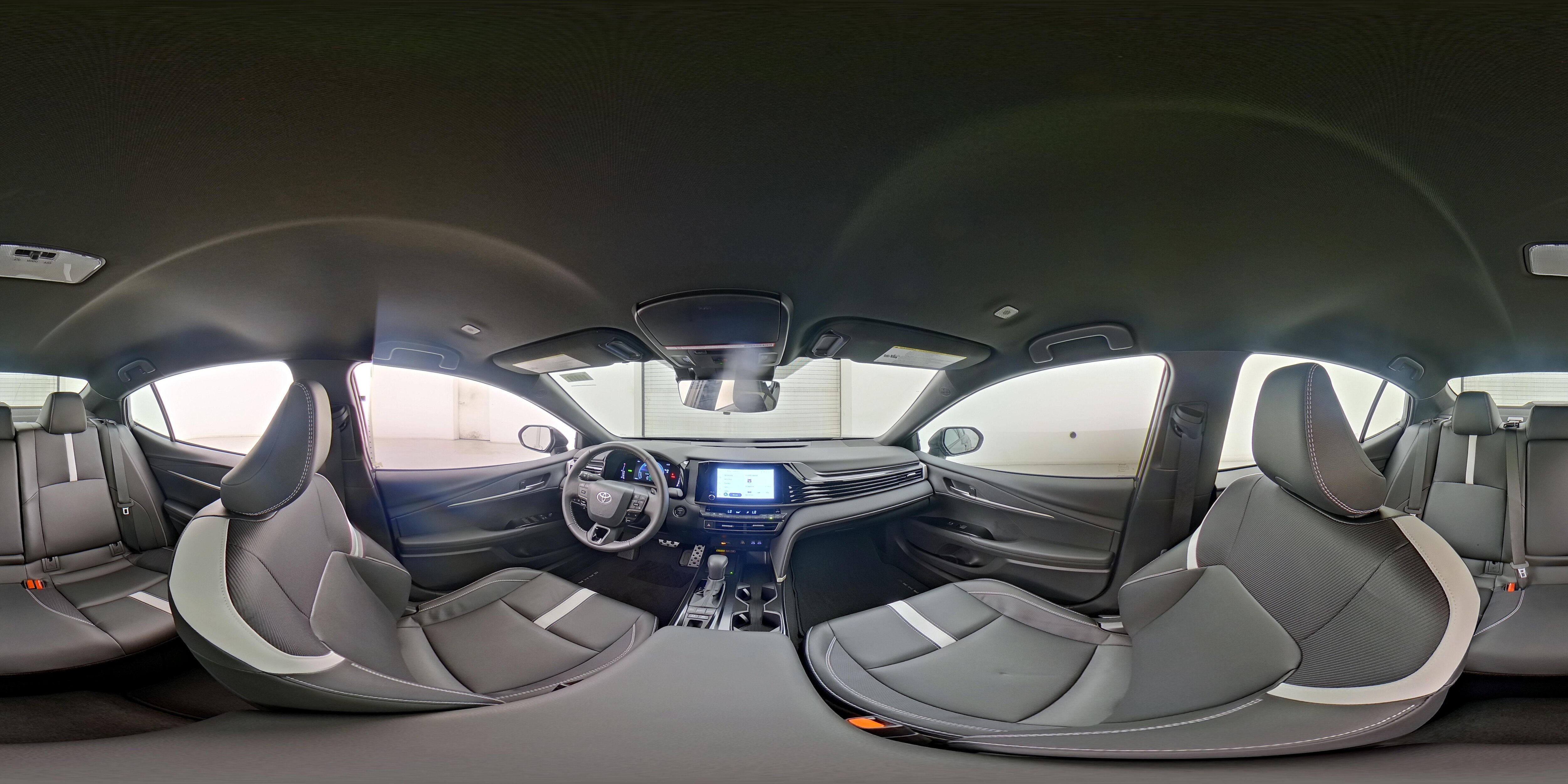 2026 Toyota Camry SE - Photo 24