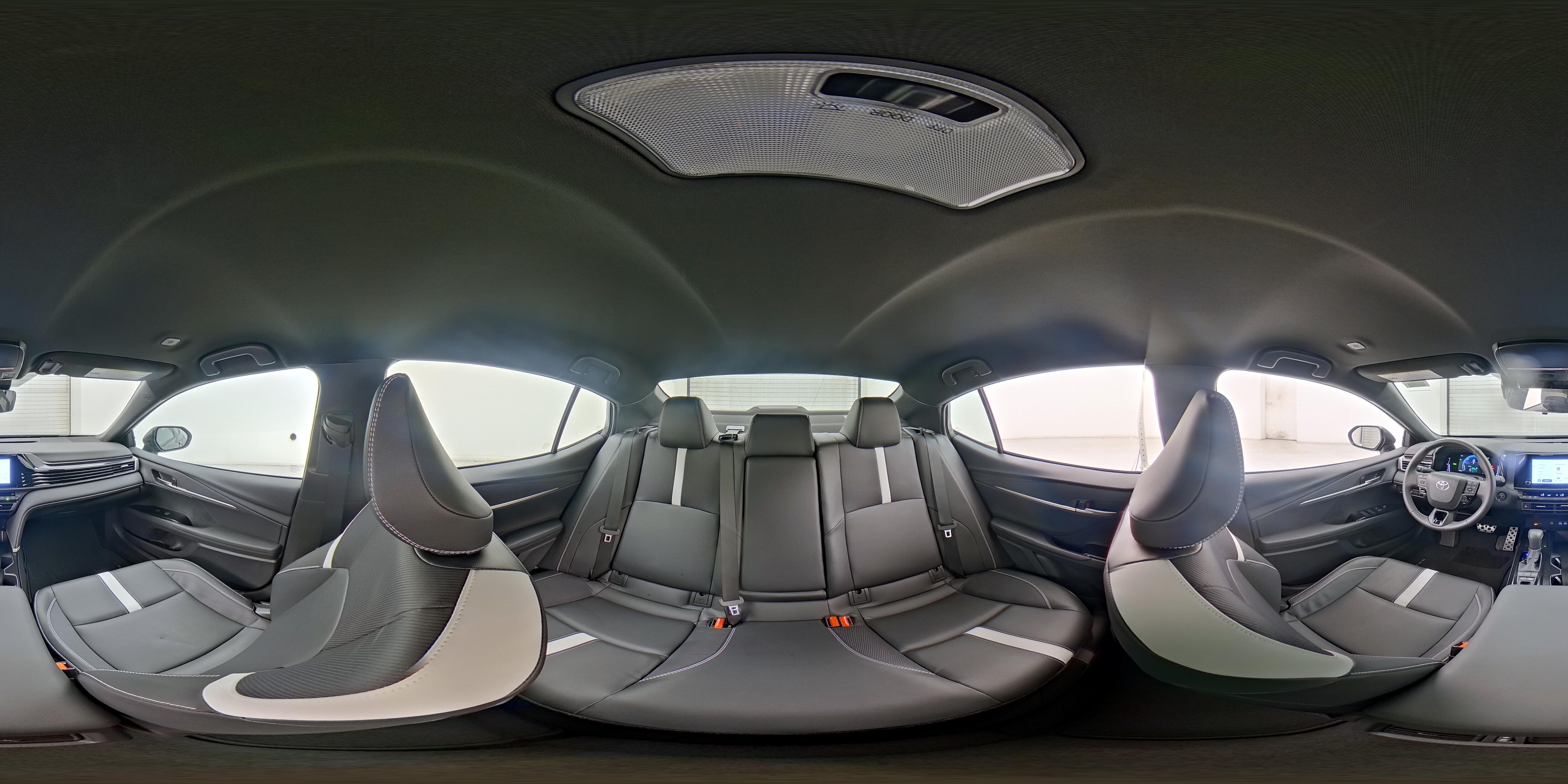 2026 Toyota Camry SE - Photo 25