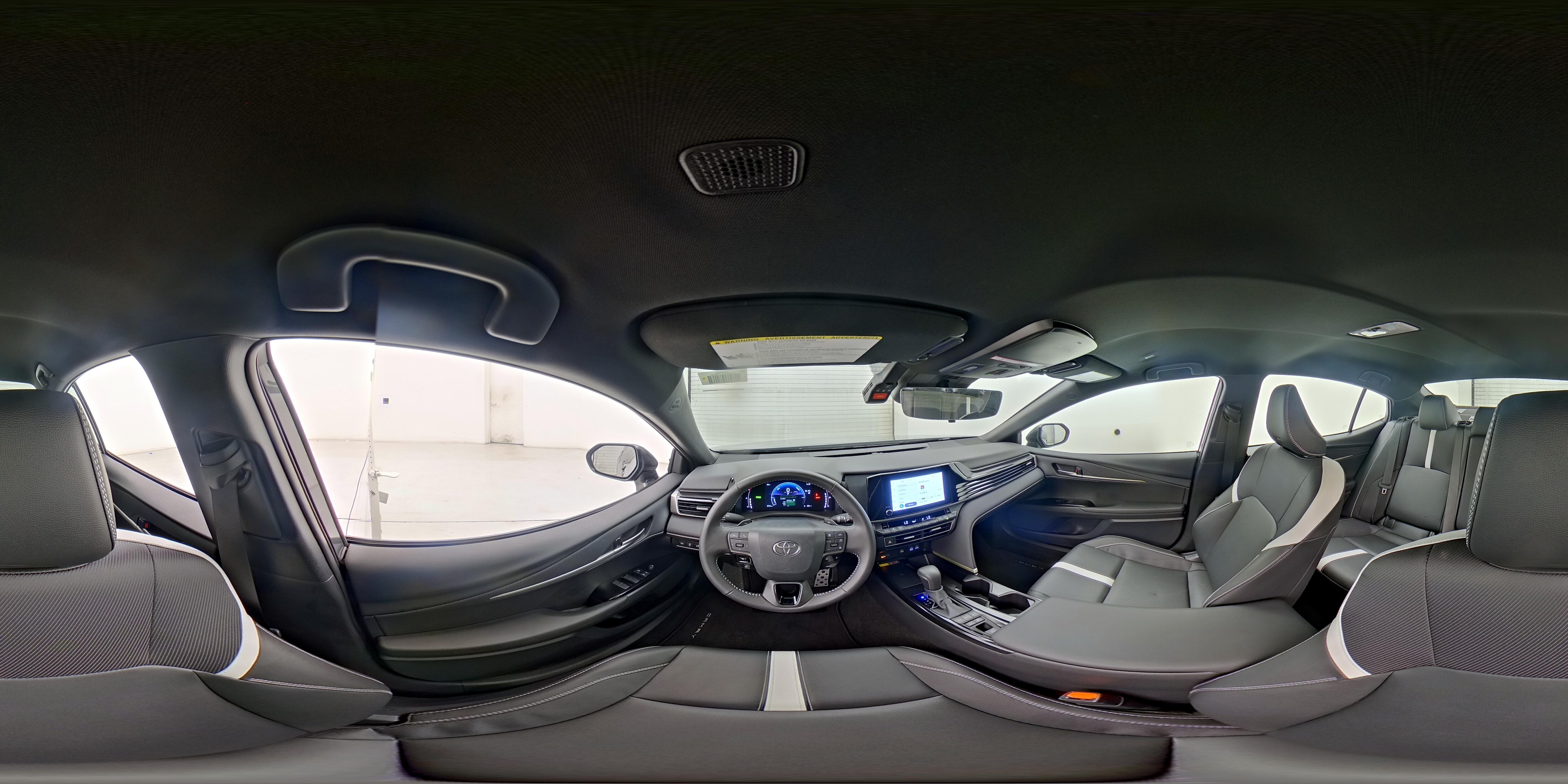2026 Toyota Camry SE - Photo 26