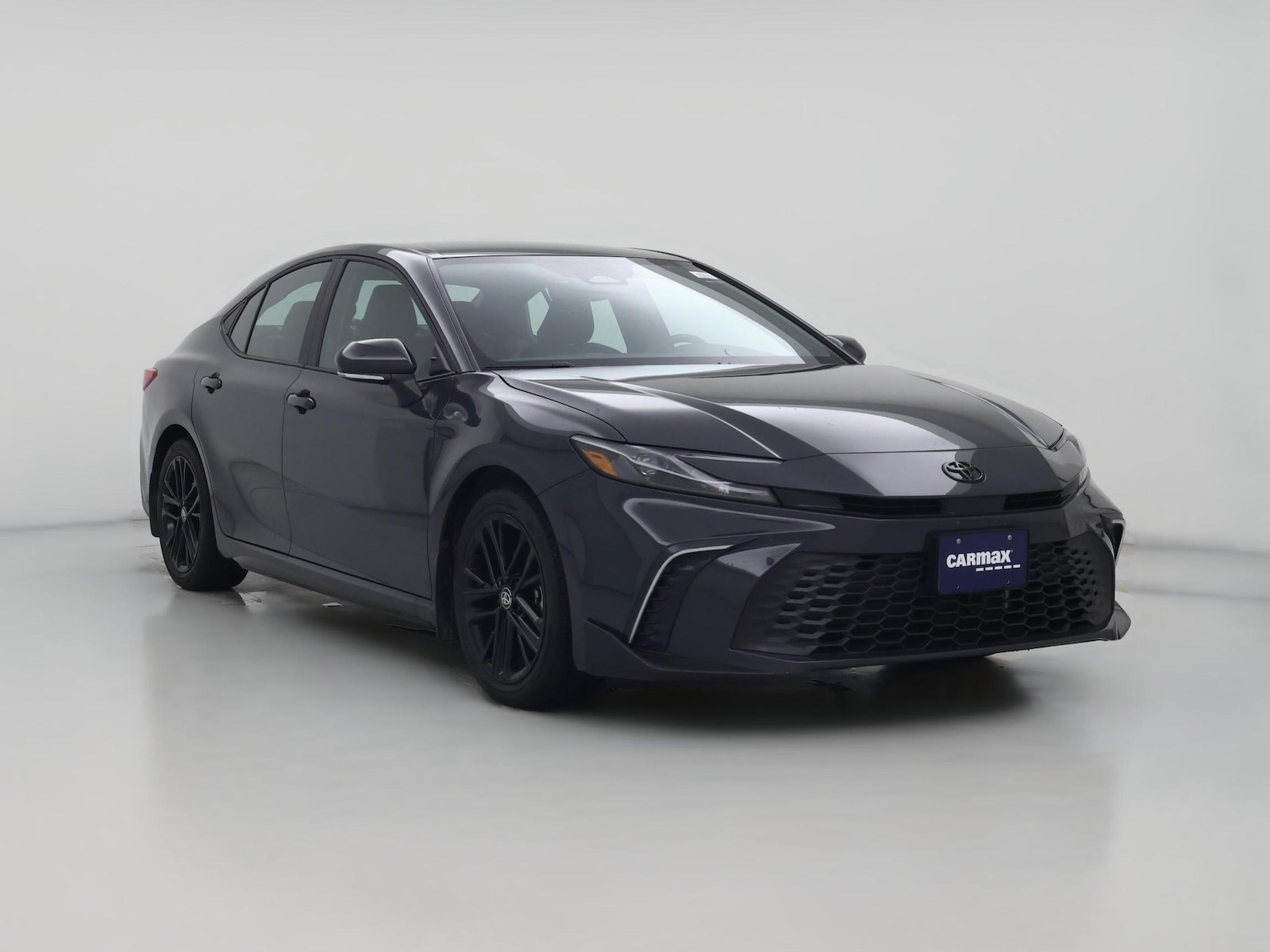 2026 Toyota Camry SE - Photo 1