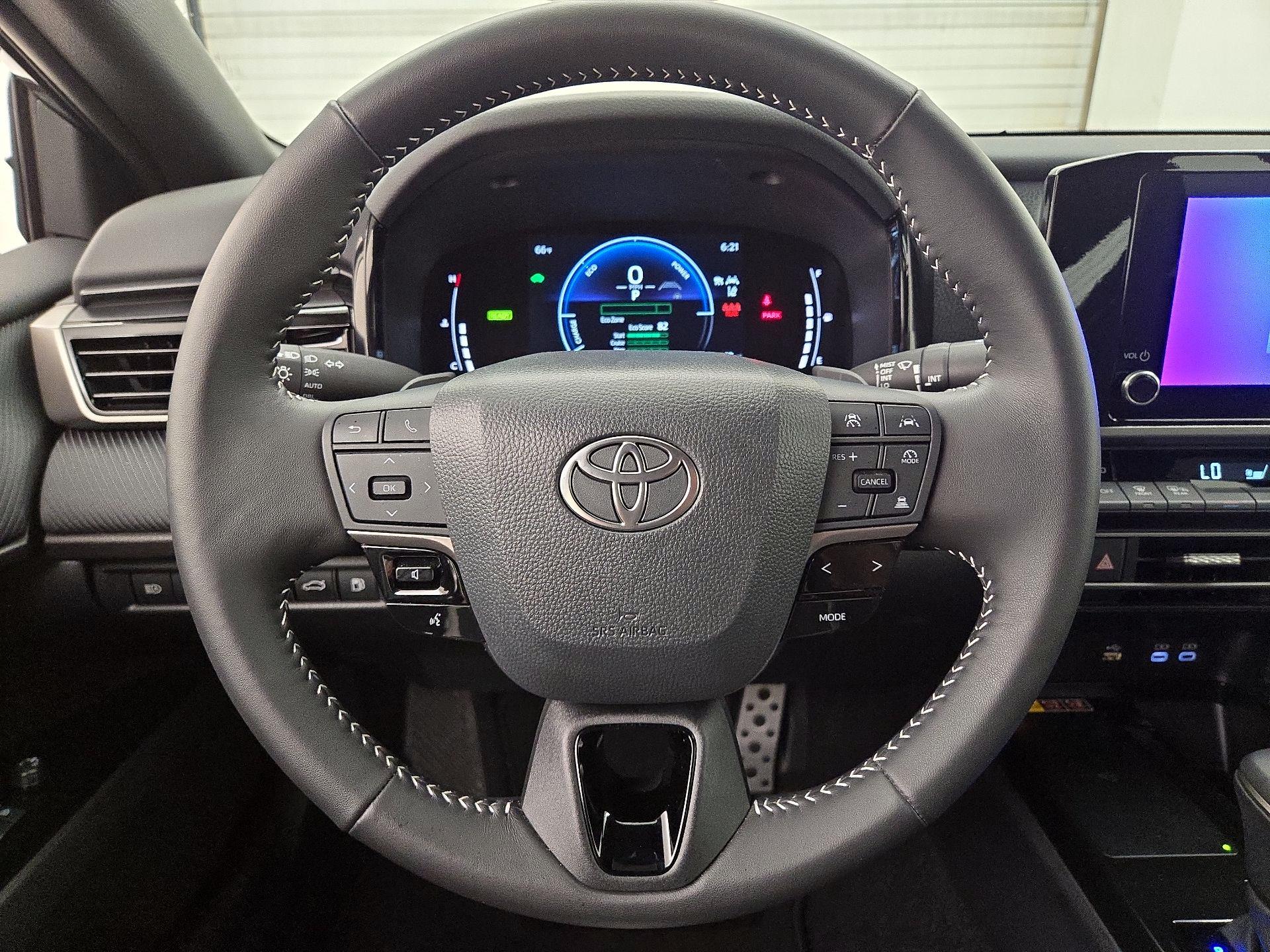 Thumbnail: 2026 Toyota Camry - 10