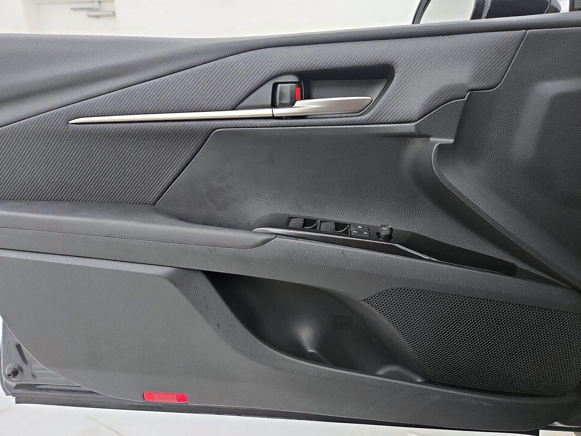 Thumbnail: 2026 Toyota Camry - 12