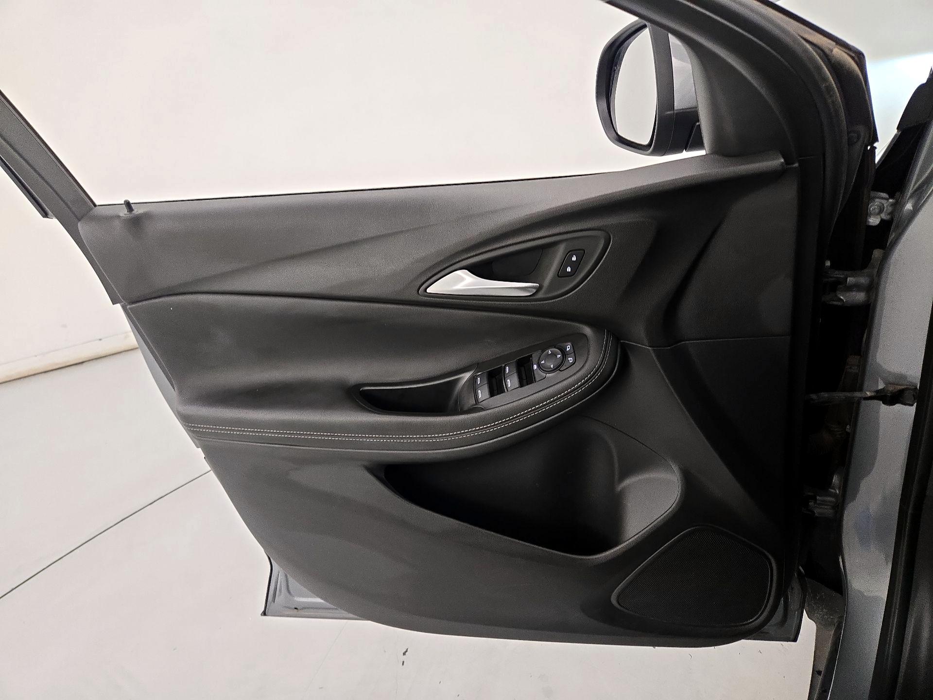 Thumbnail: 2025 Buick Encore GX - 12