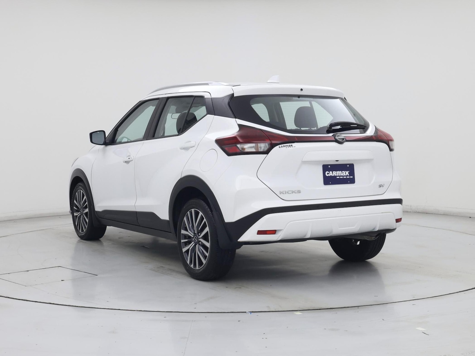2024 Nissan Kicks SV - Photo 3