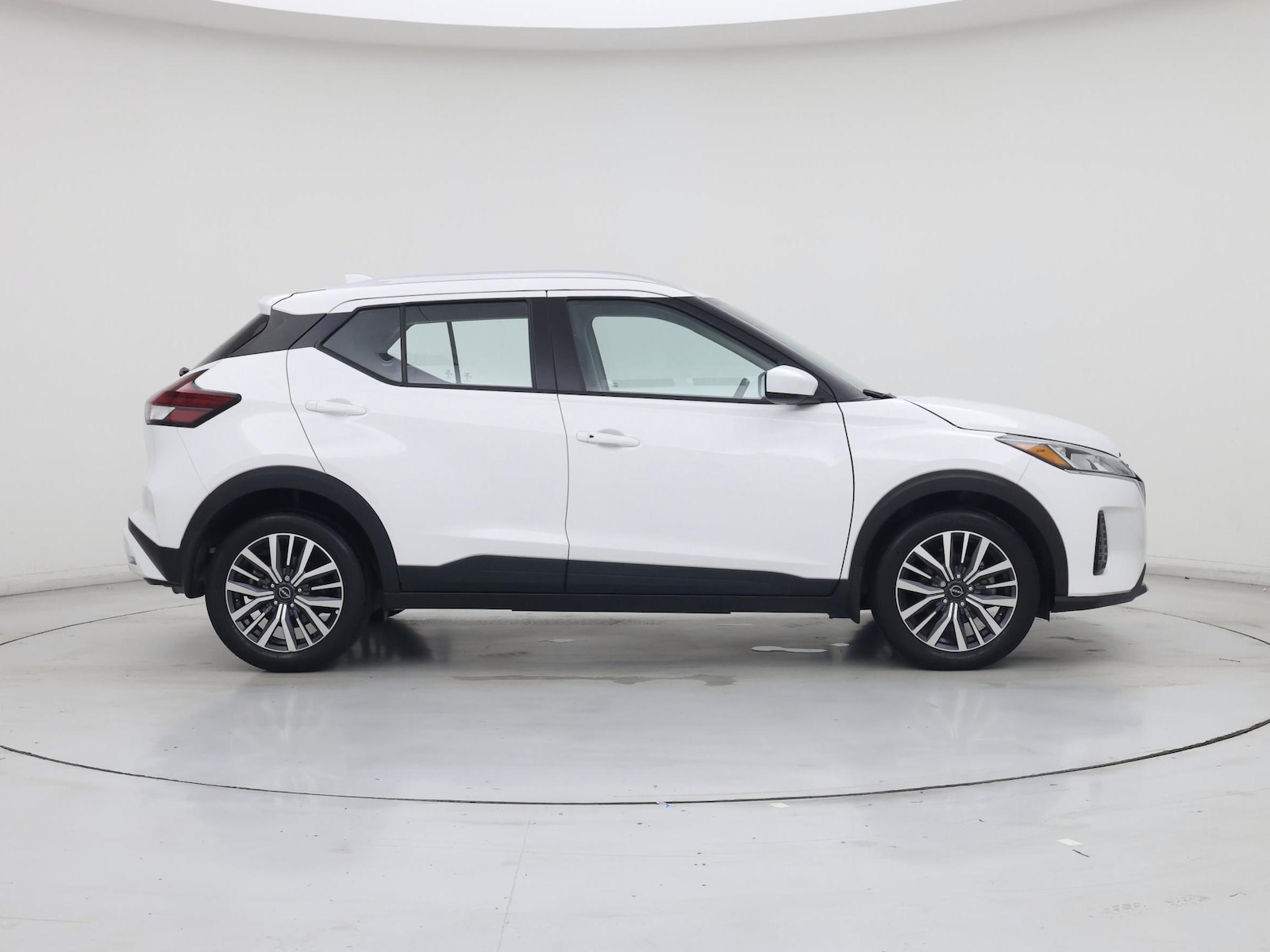 2024 Nissan Kicks SV - Photo 8