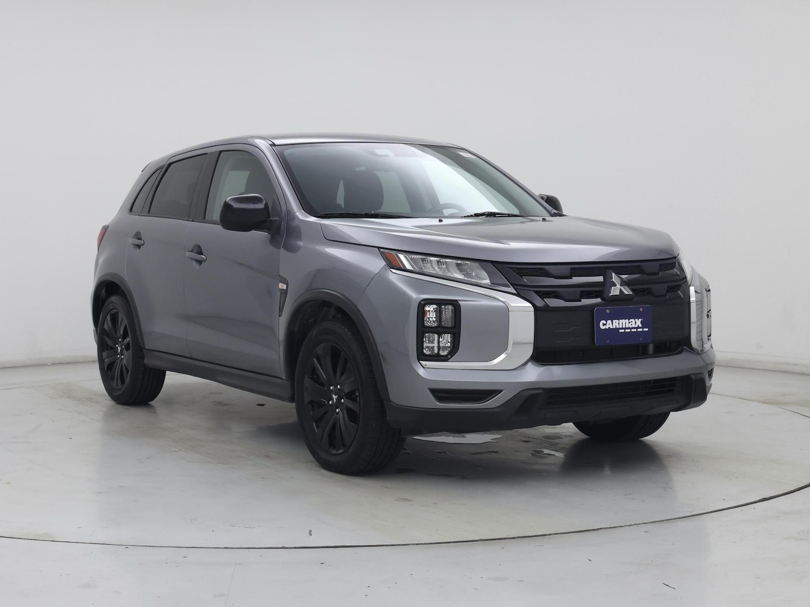 2023 Mitsubishi Outlander Sport LE - Photo 2