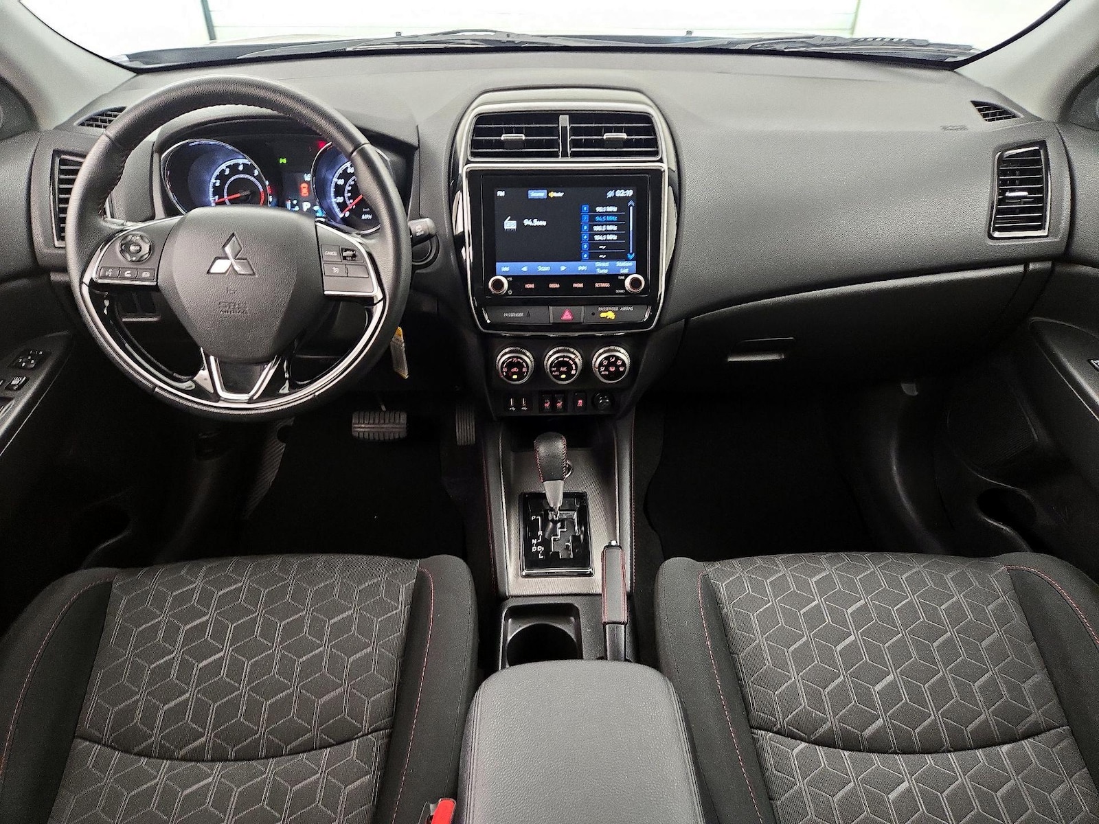 2023 Mitsubishi Outlander Sport LE - Photo 10