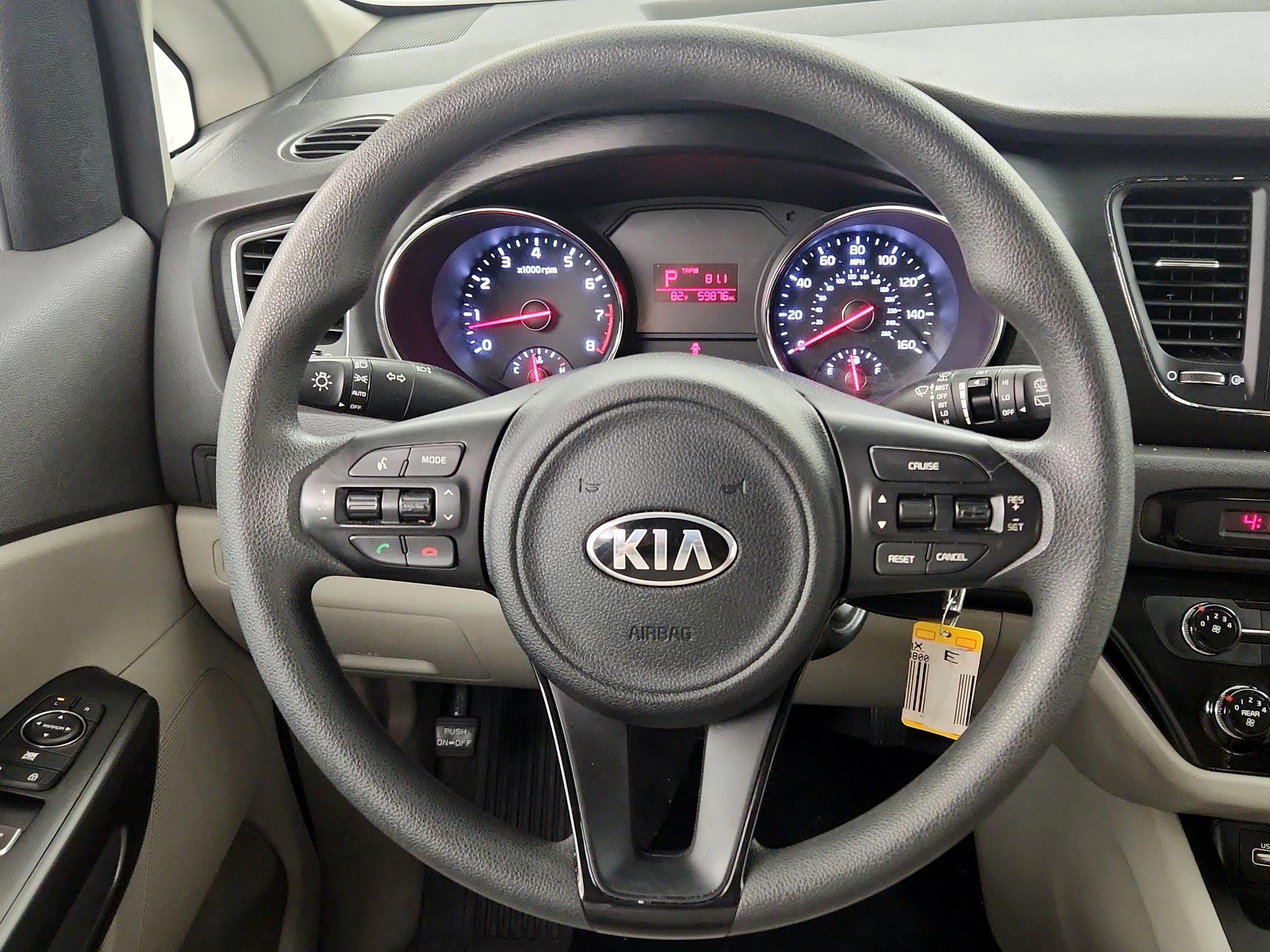 Thumbnail: 2018 Kia Sedona - 10