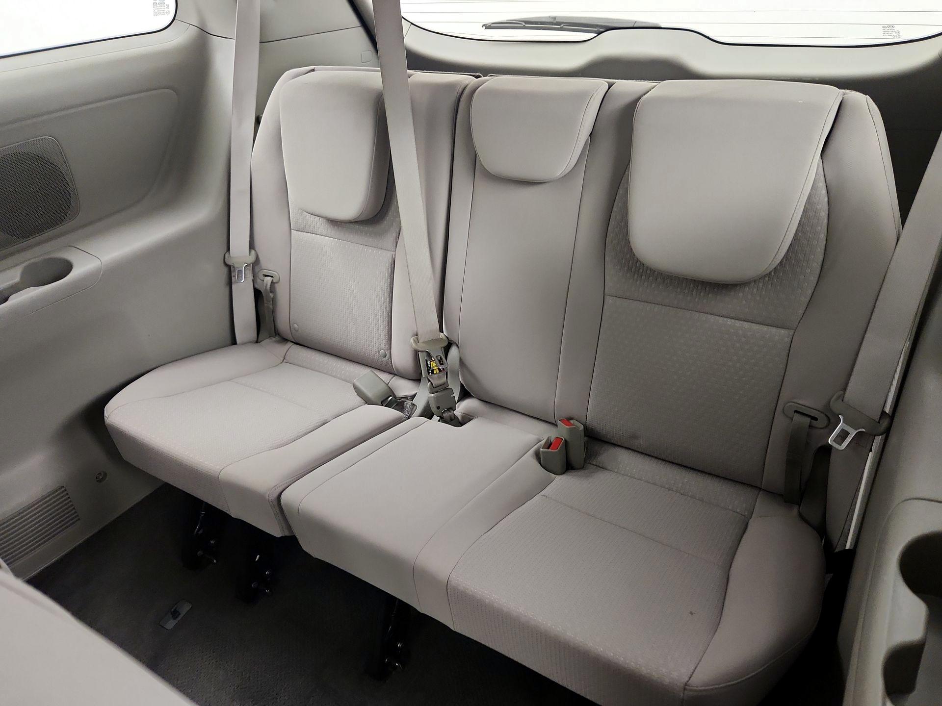 Thumbnail: 2018 Kia Sedona - 20
