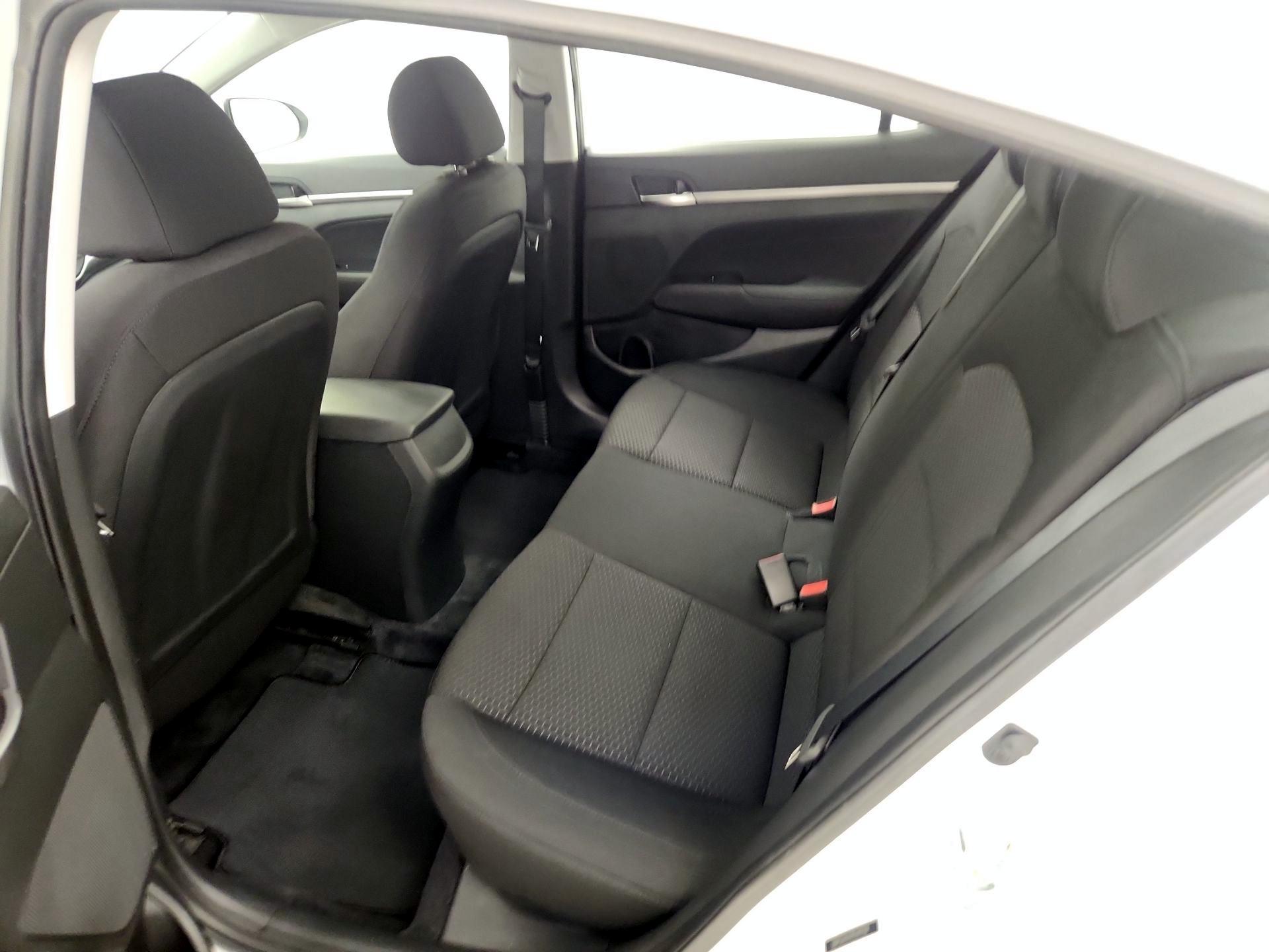 Thumbnail: 2019 Hyundai Elantra - 19