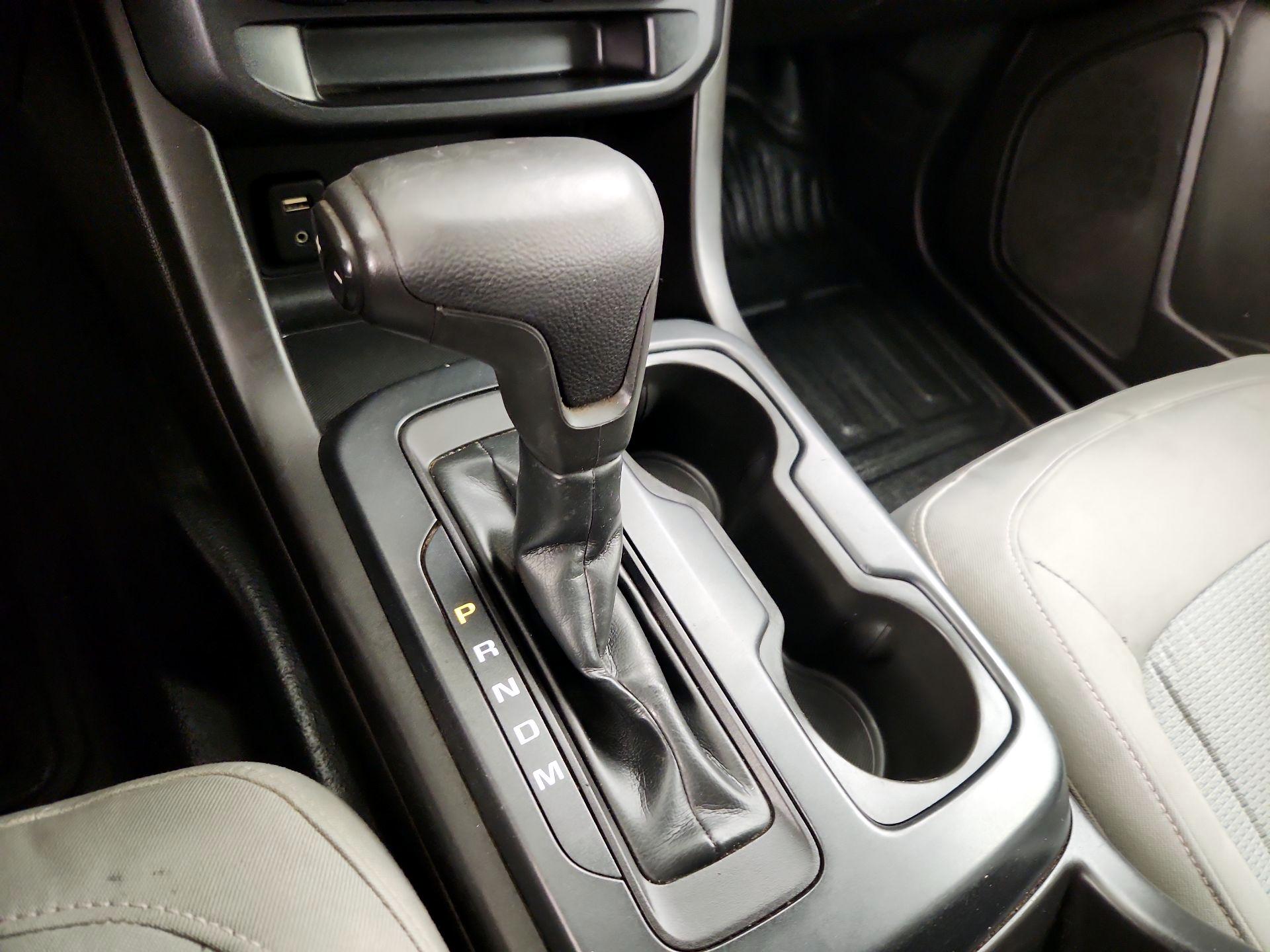 Thumbnail: 2016 Chevrolet Colorado - 17