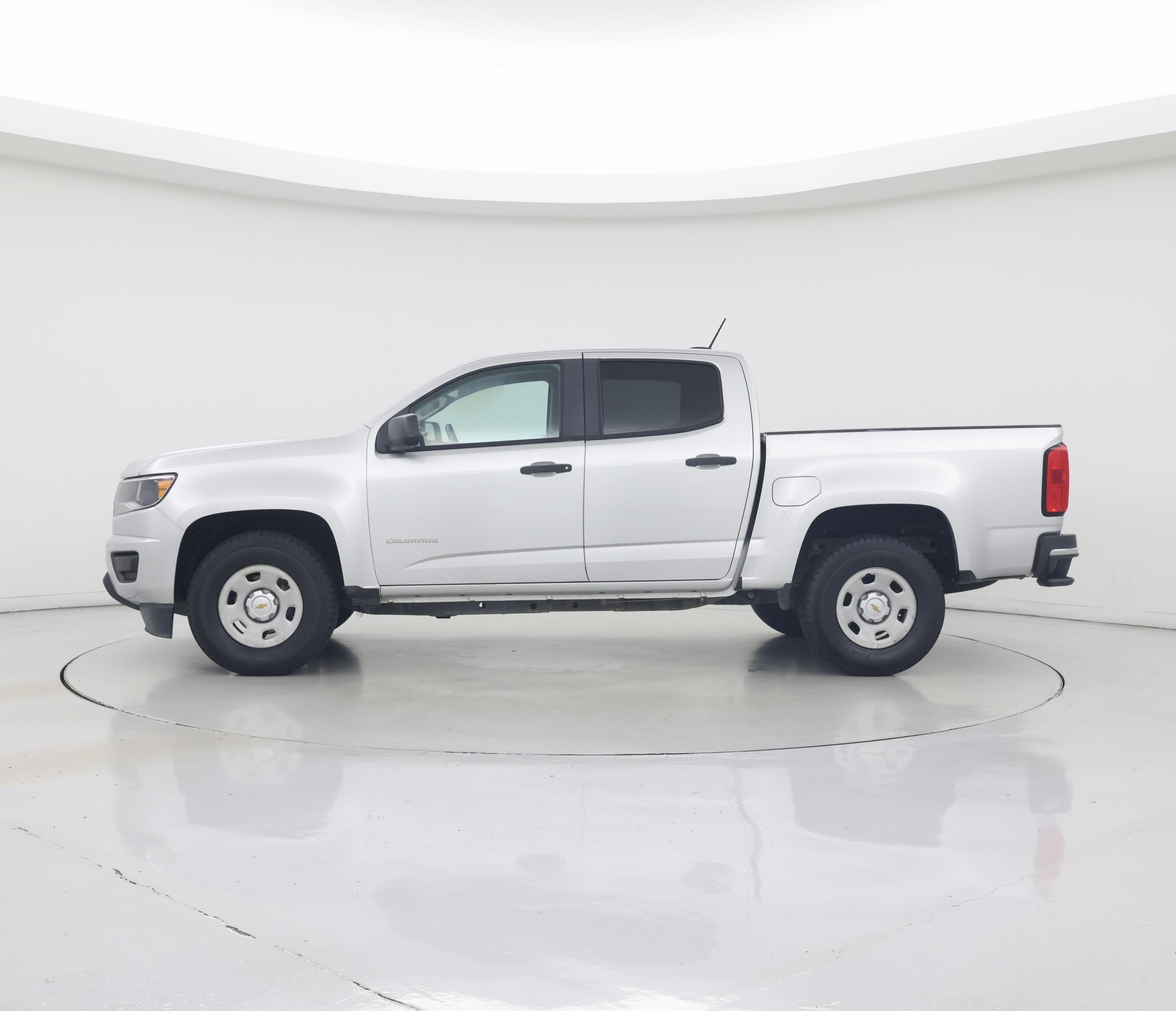 Thumbnail: 2016 Chevrolet Colorado - 3